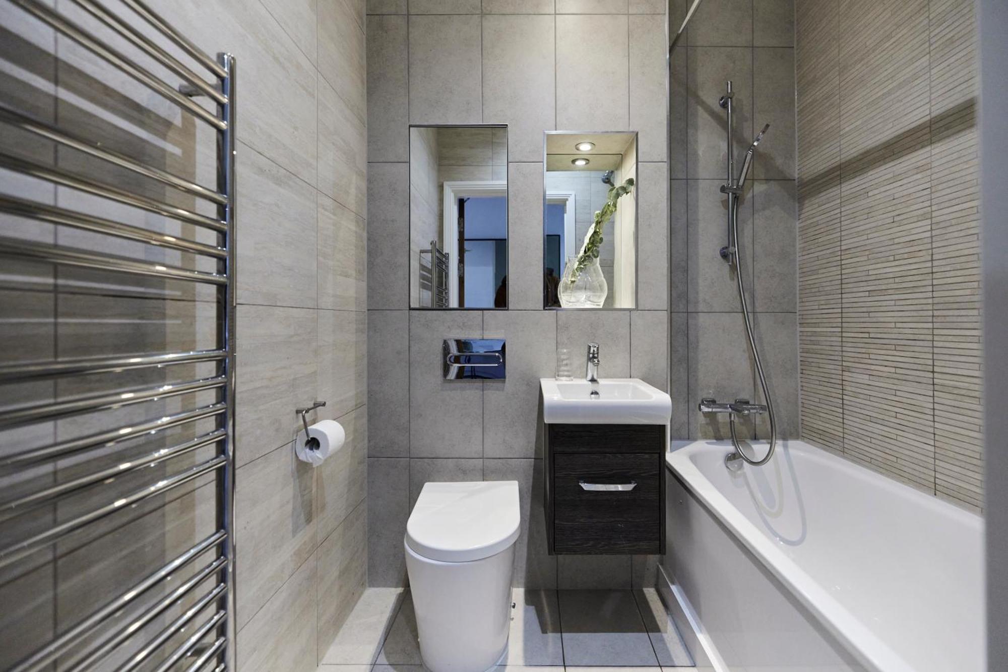 The Wembley Crib - Lovely 1bdr Flat With Balcony * London