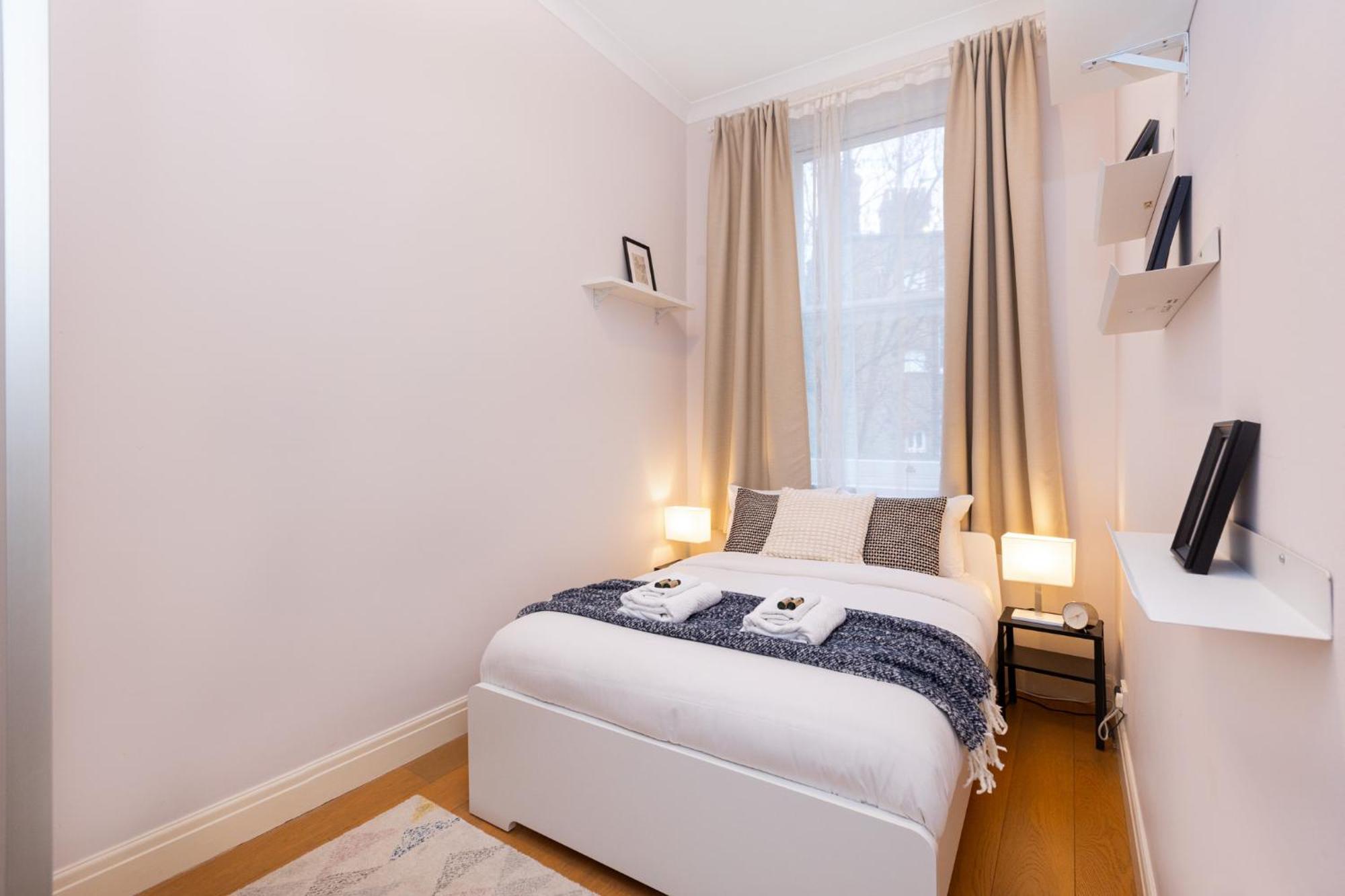 Bright & Charming 2br Flat Wbalcony In Maida Vale Appartement *