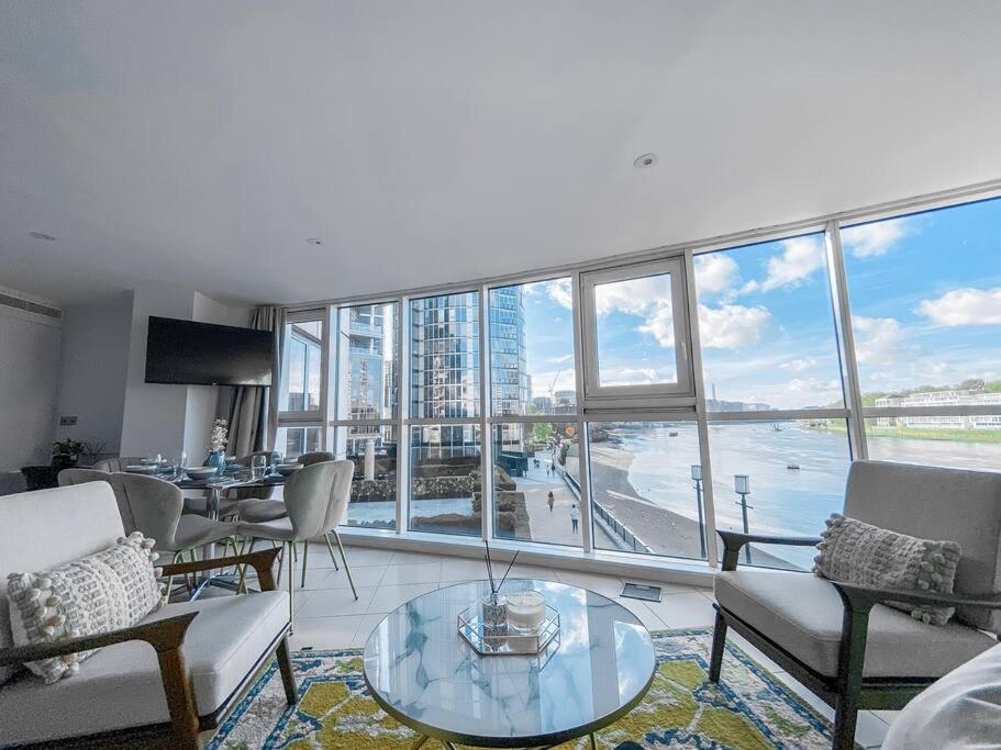 Luxury Riverside Retreat With Stunning Views * Londen