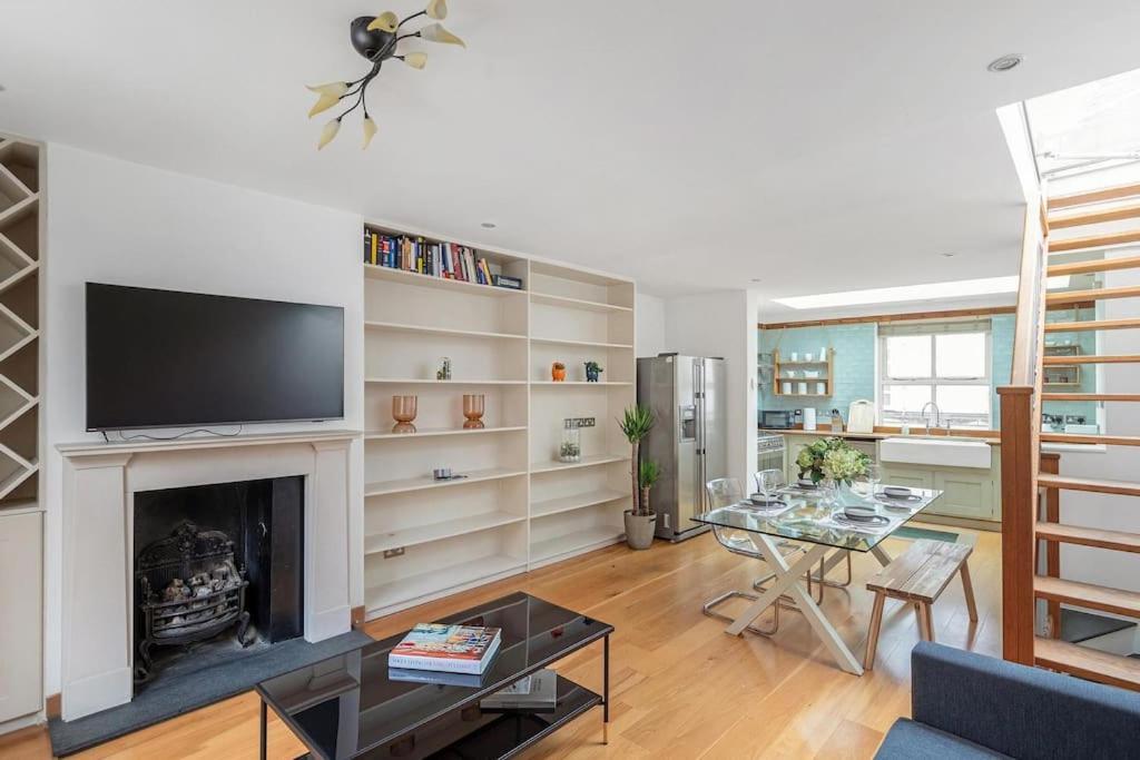 Exceptional Mews House In Chelsea Leilighet
