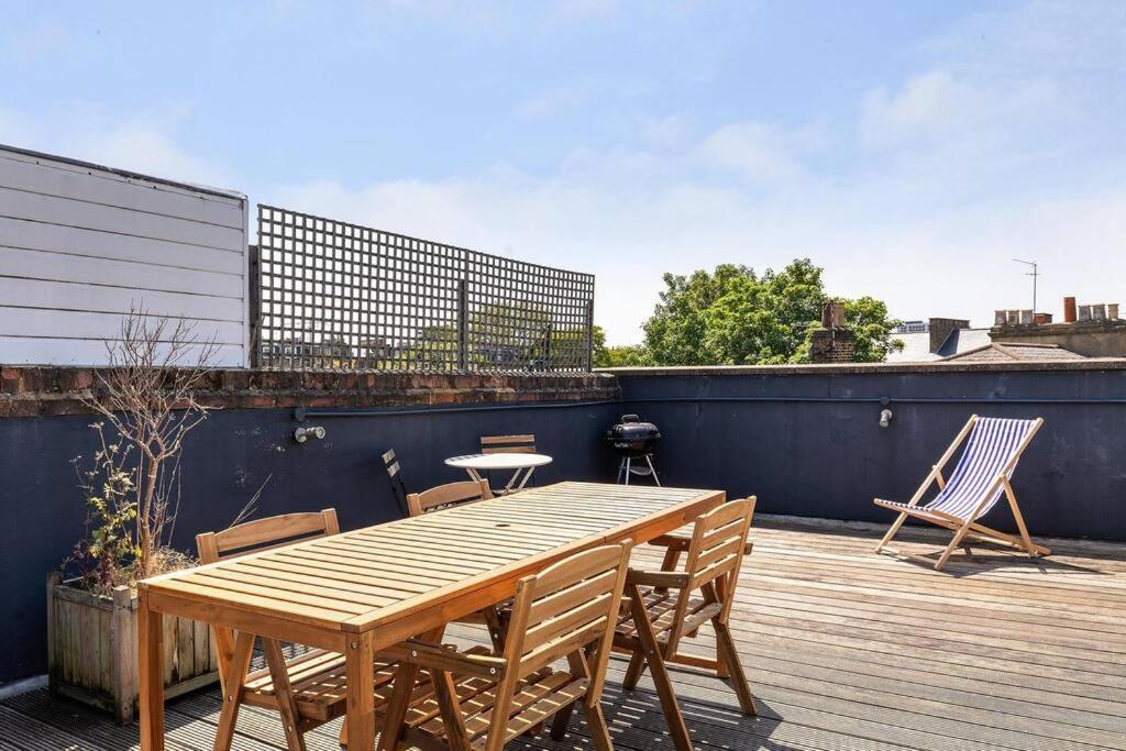 Superb Duplex In Prime Area Of * Londen