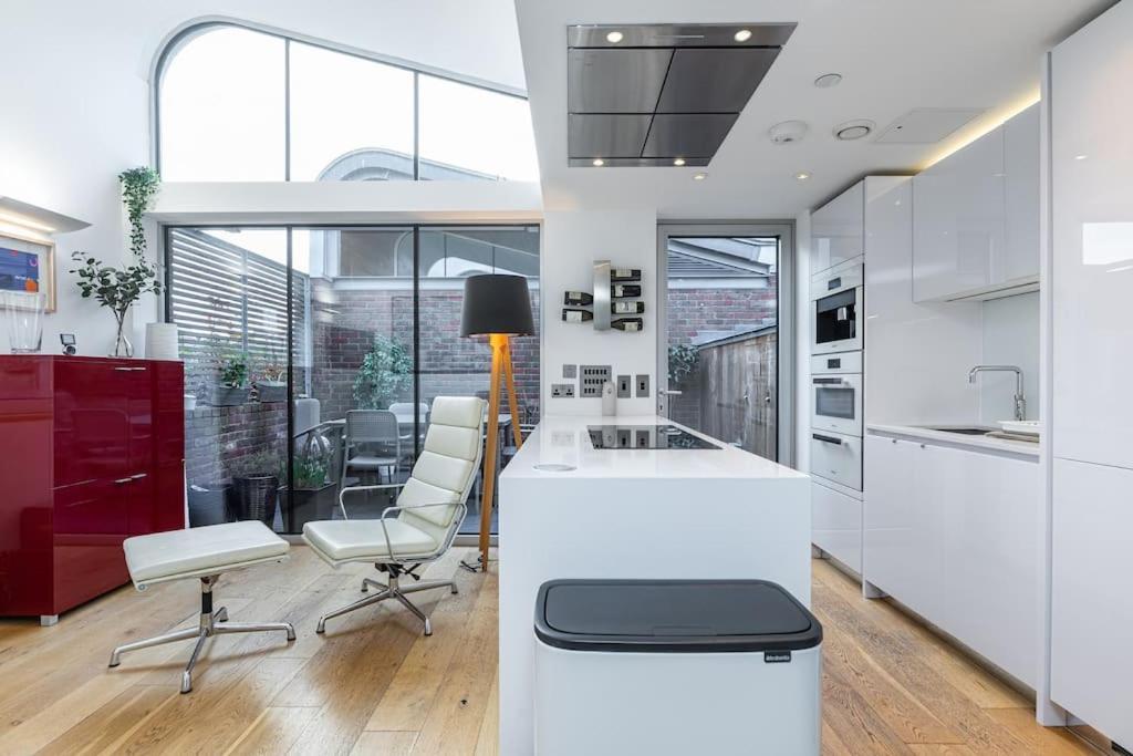 Stylish House With Superb Space