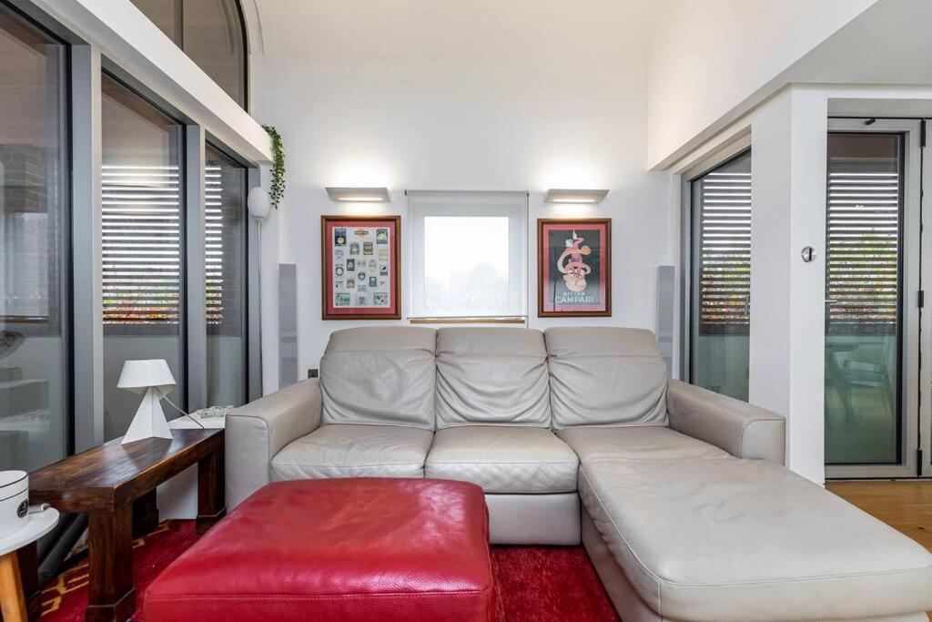 Stylish House With Superb Space * Londres