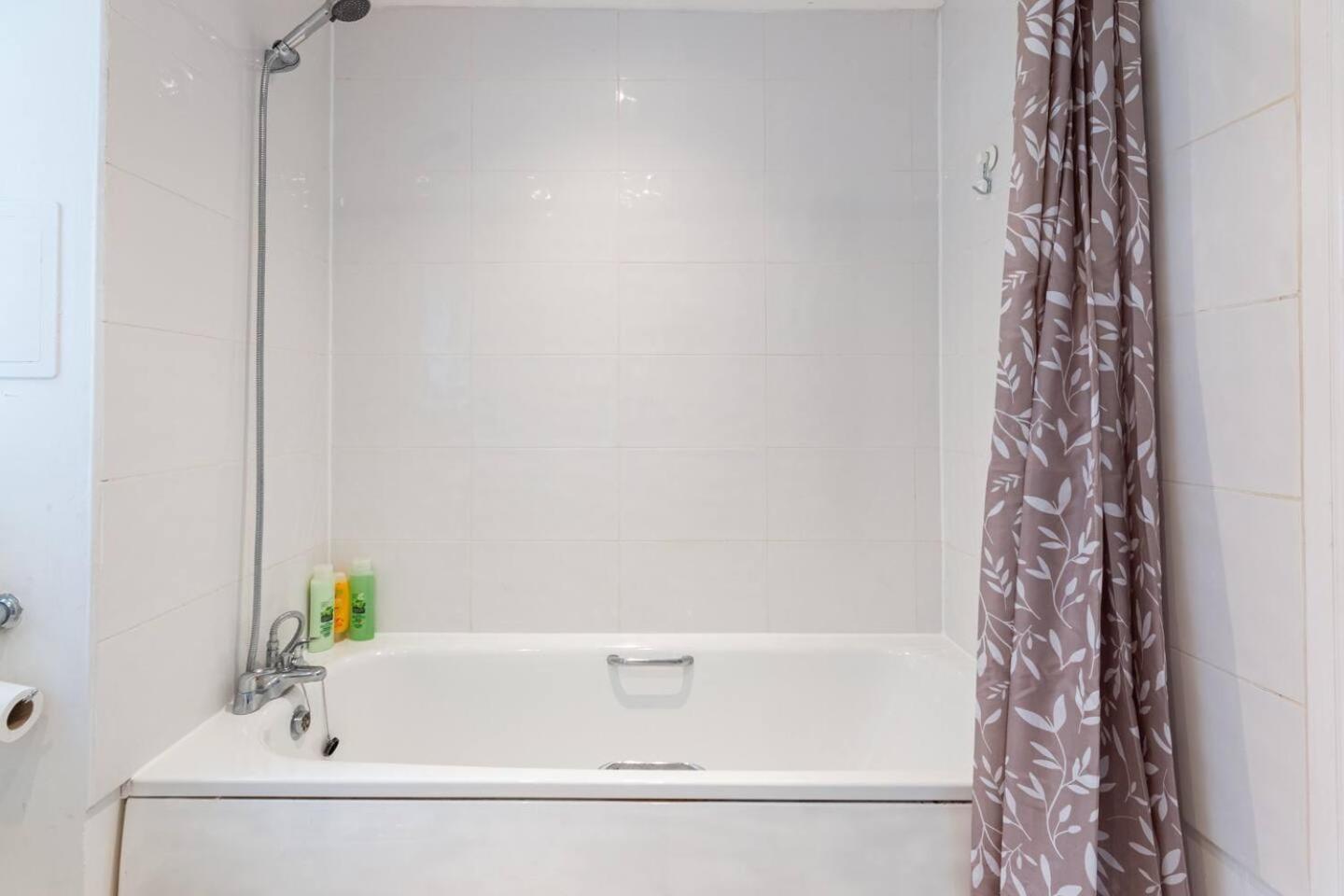 Live The Wembley Buzz! Stylish Flat Near Station & Amenities Appartement