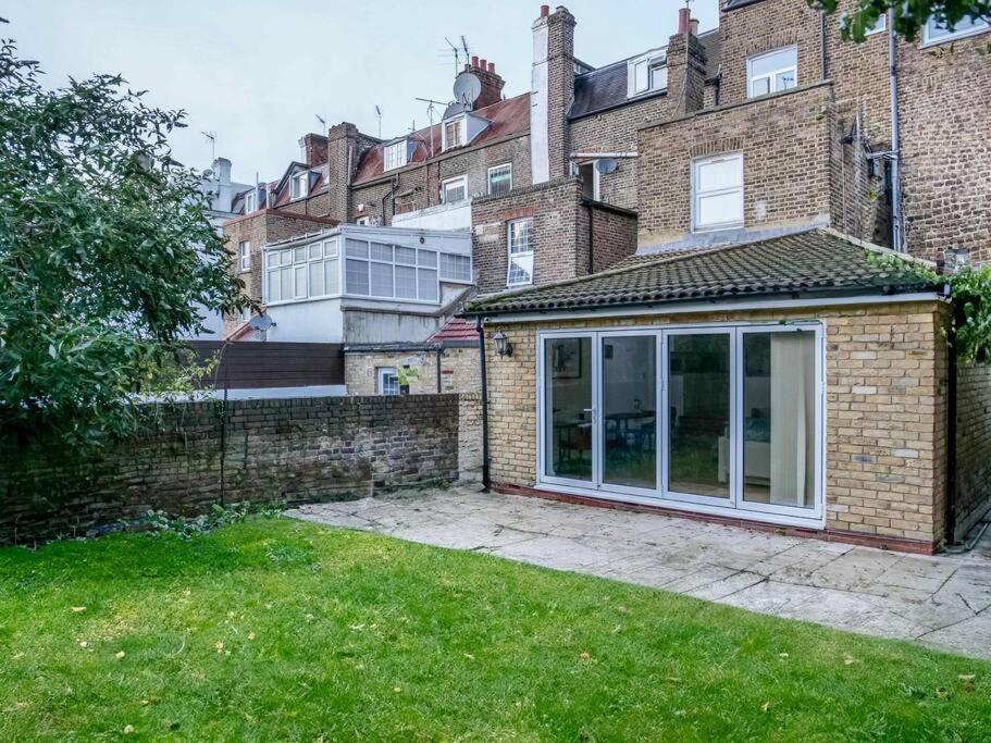 Charming Oasis With Garden * London