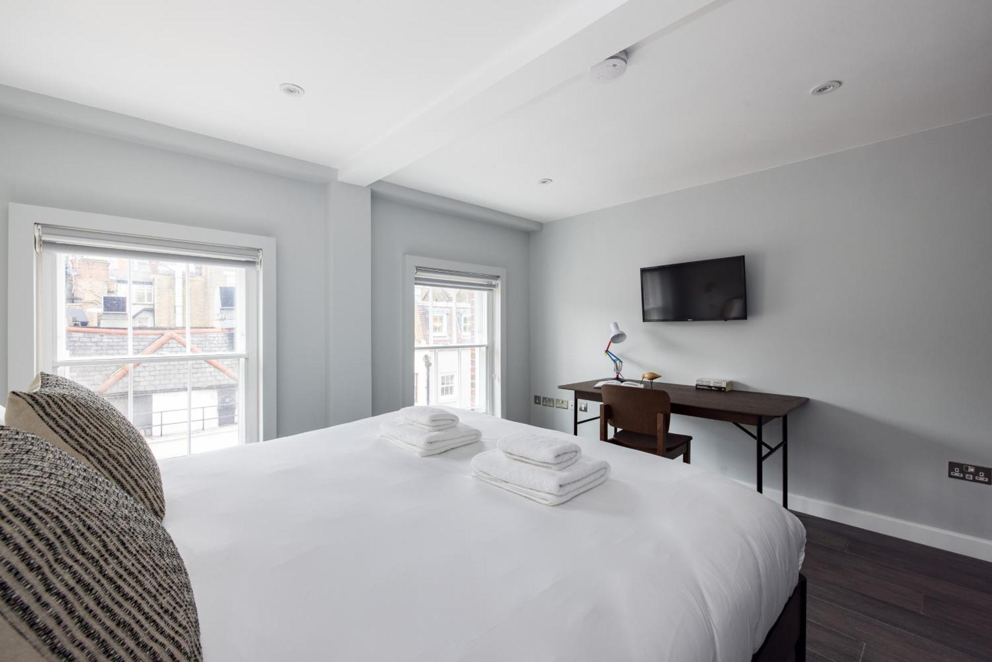 Hausd - Soho Apartment London