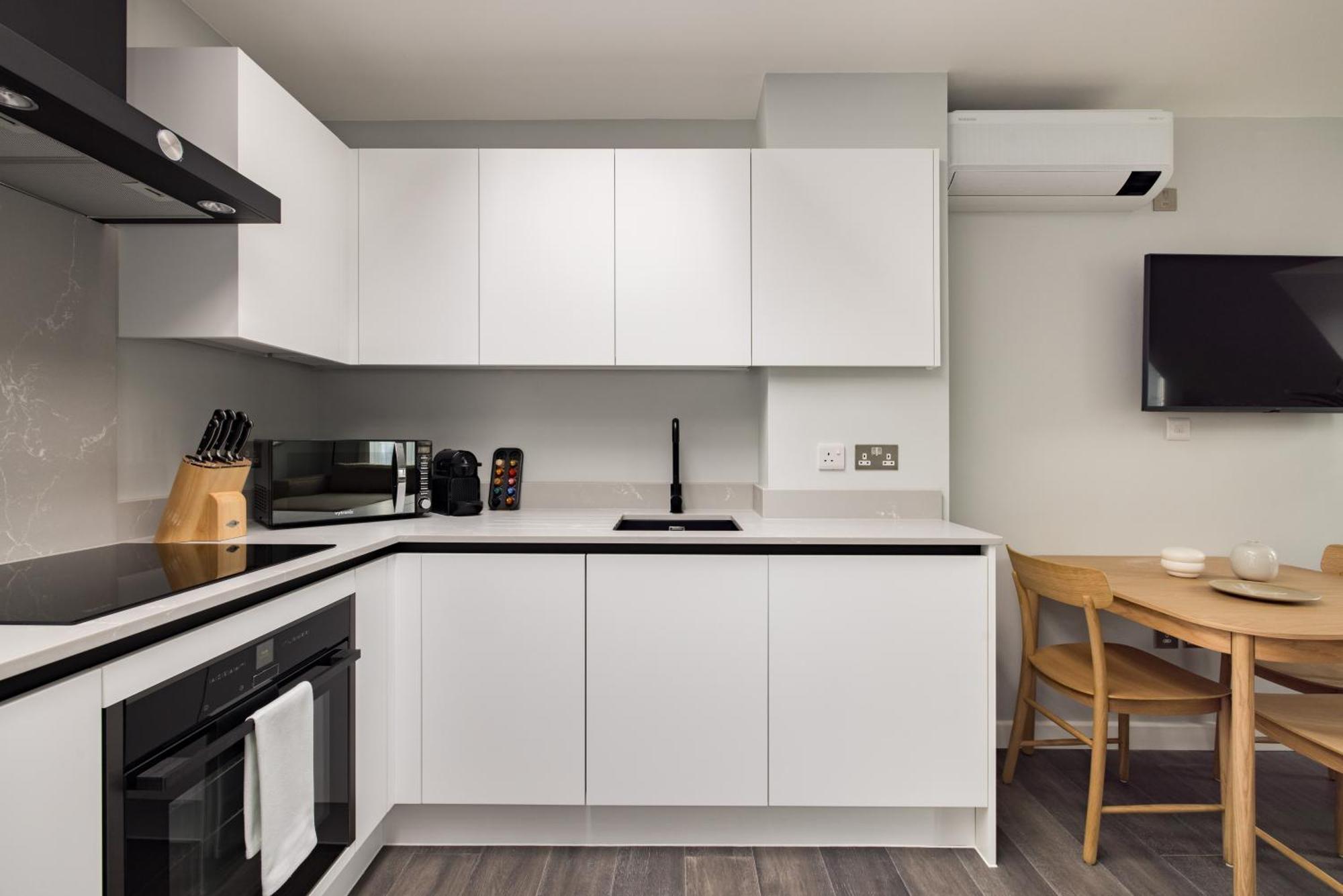 Hausd - Soho Apartment *
