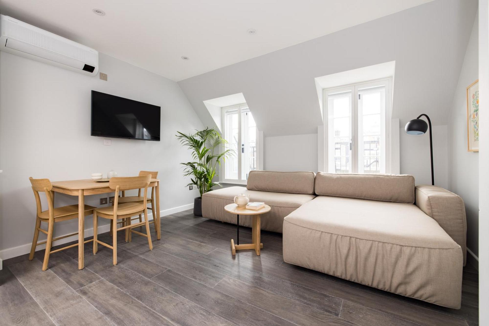 Hausd - Soho Apartment