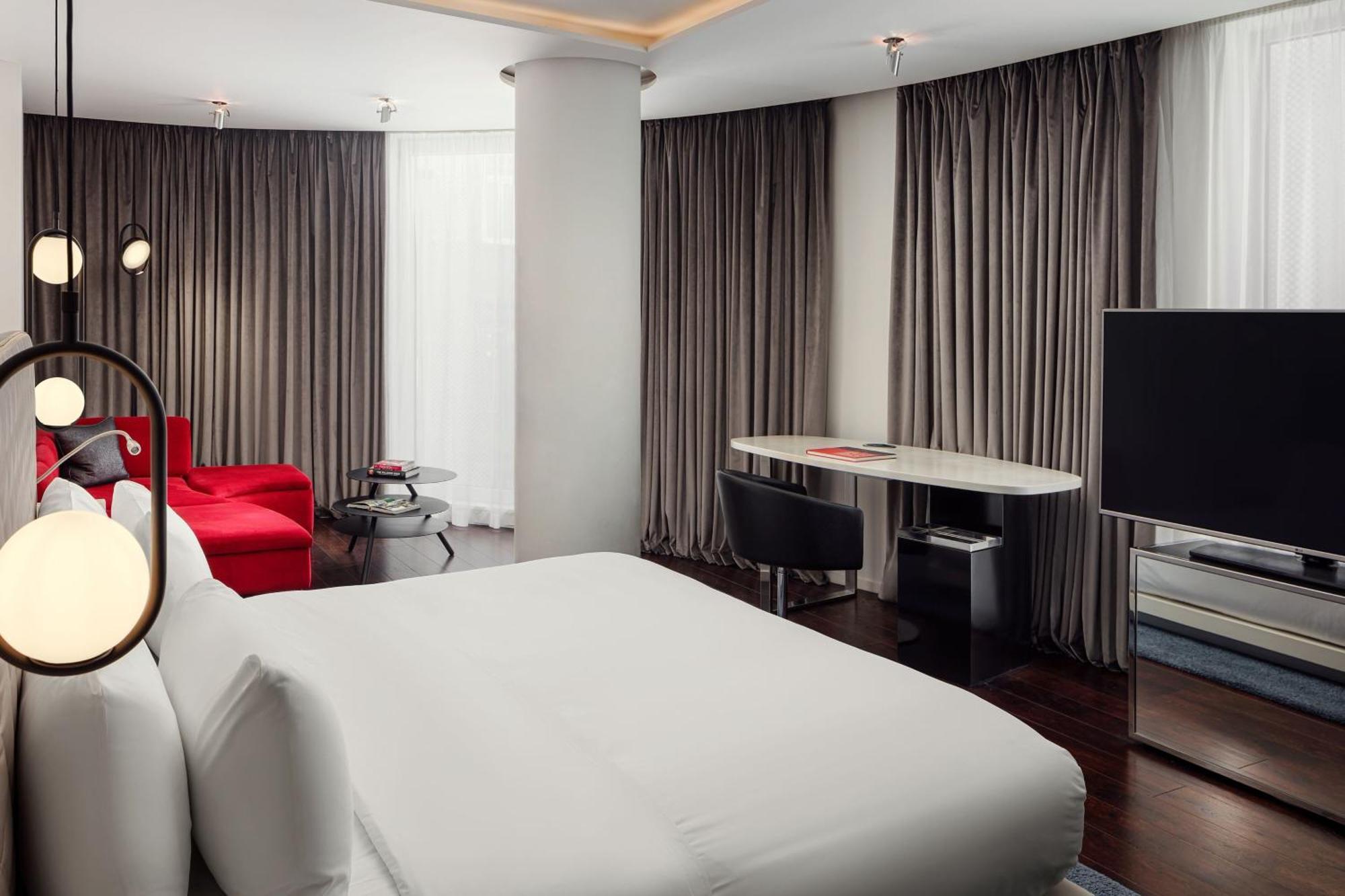 Hotel W 5*