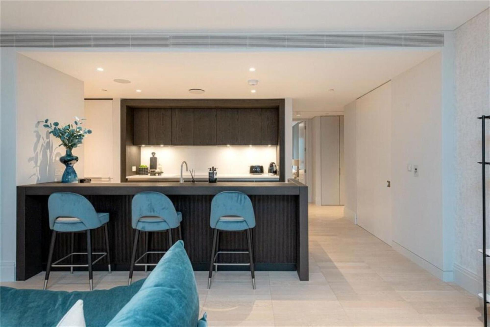 Oxford Street Station Lovely Lux Flat Sleeps Up To 6 London