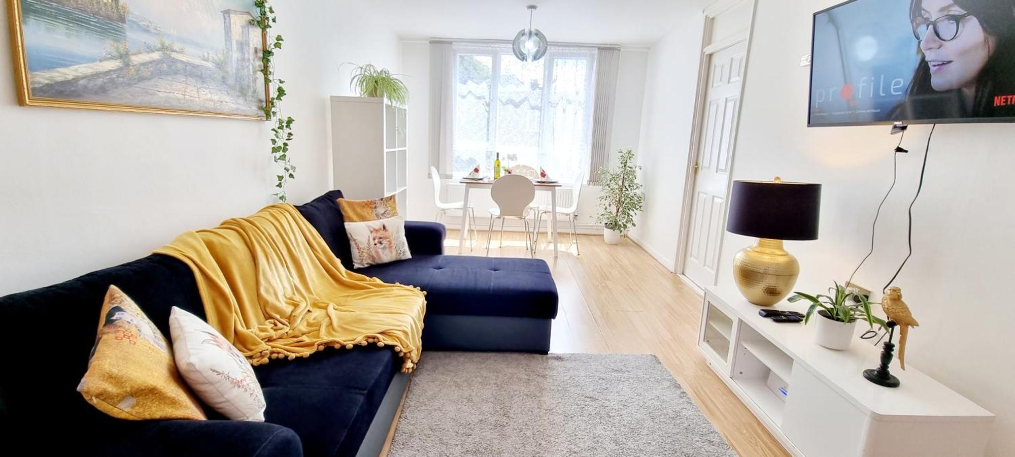 Serviced - Exel & O2 & Canning Town - Away From Appartement Londres