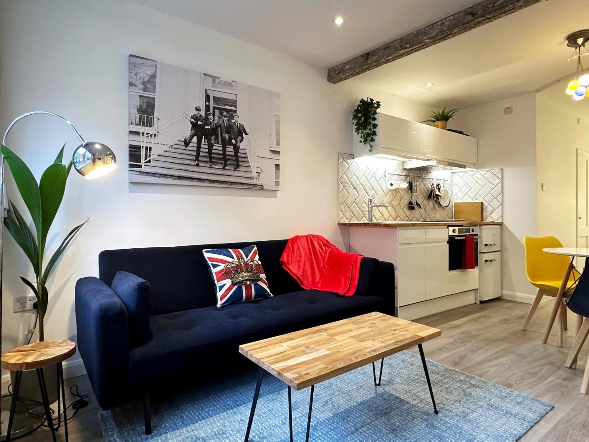 Lägenhet Kensington Studio Hosted By Airoperate Near Notting Hill - 1 Double Bed , 1 Sofa Bed, Ground Floor Via Private Entrance *