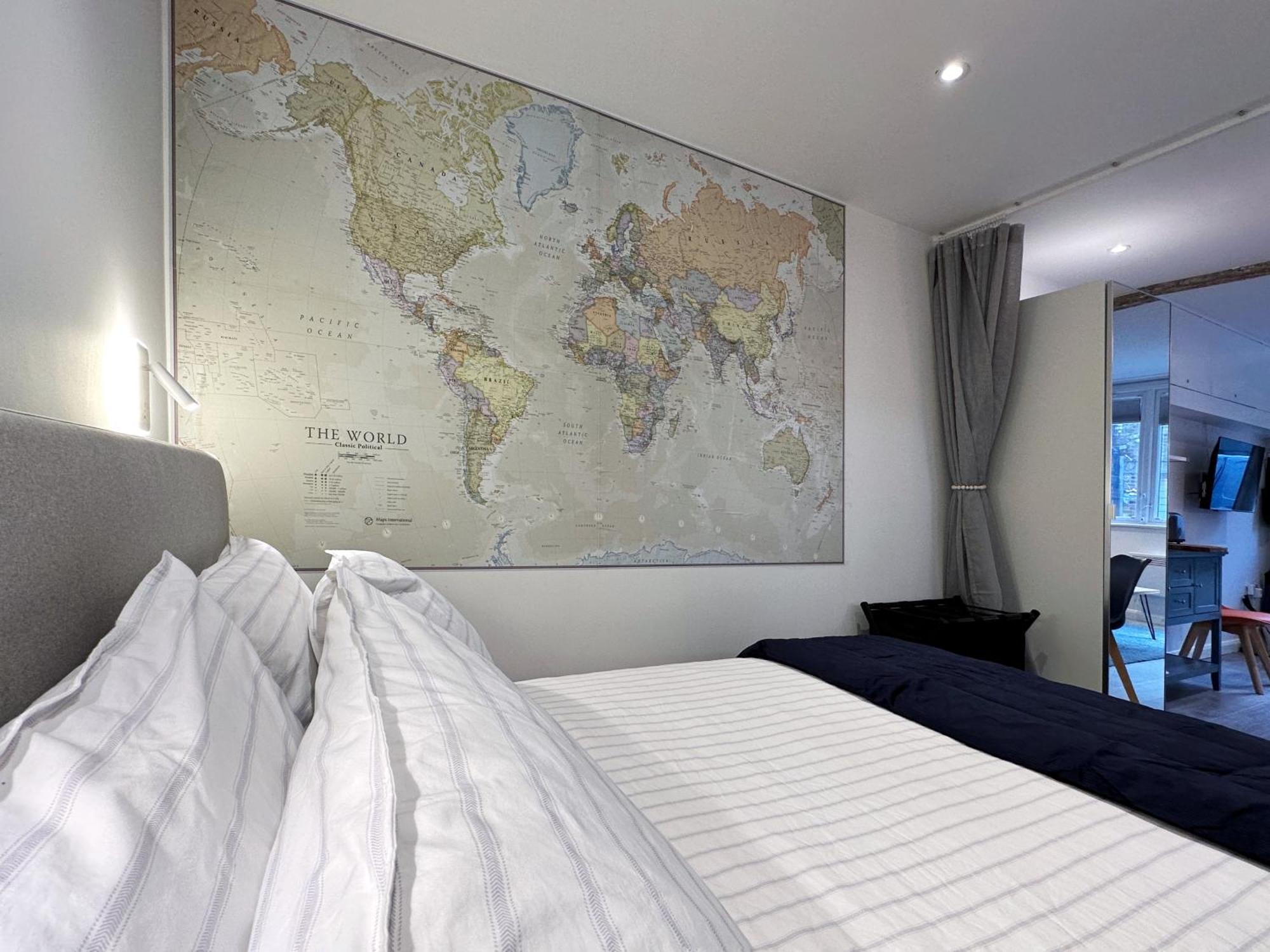 Kensington Hosted By Airoperate Near Notting Hill - 1 Double Bed , 1 Sofa Bed, Ground Floor Via Private Entrance Londra