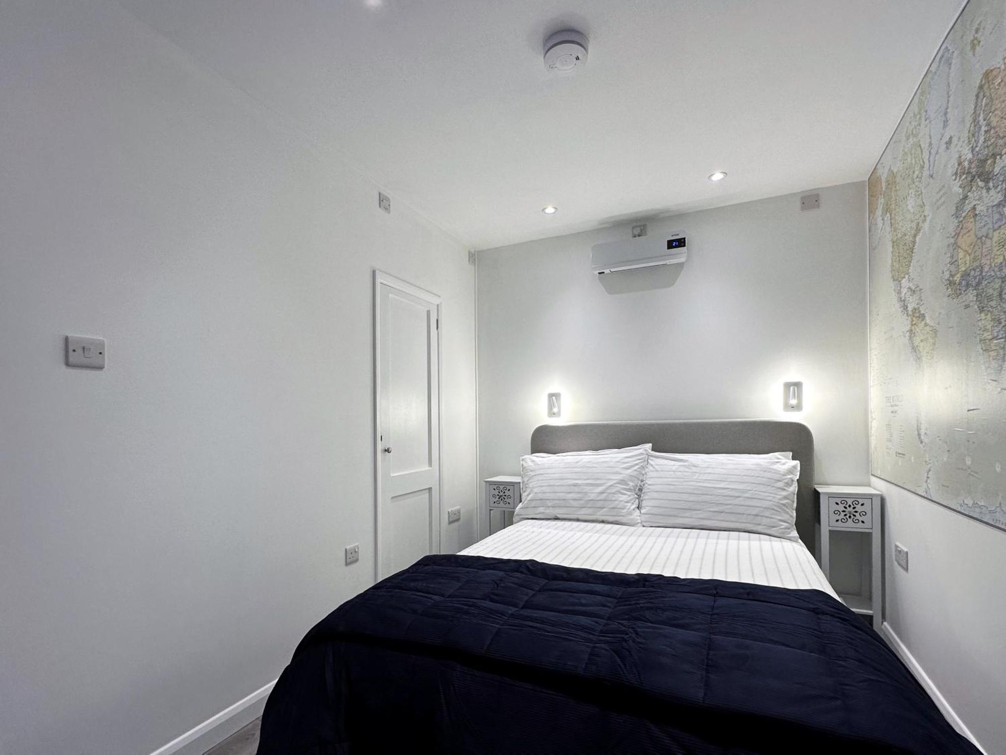 Kensington Hosted By Airoperate Near Notting Hill - 1 Double Bed , 1 Sofa Bed, Ground Floor Via Private Entrance Appartamento *