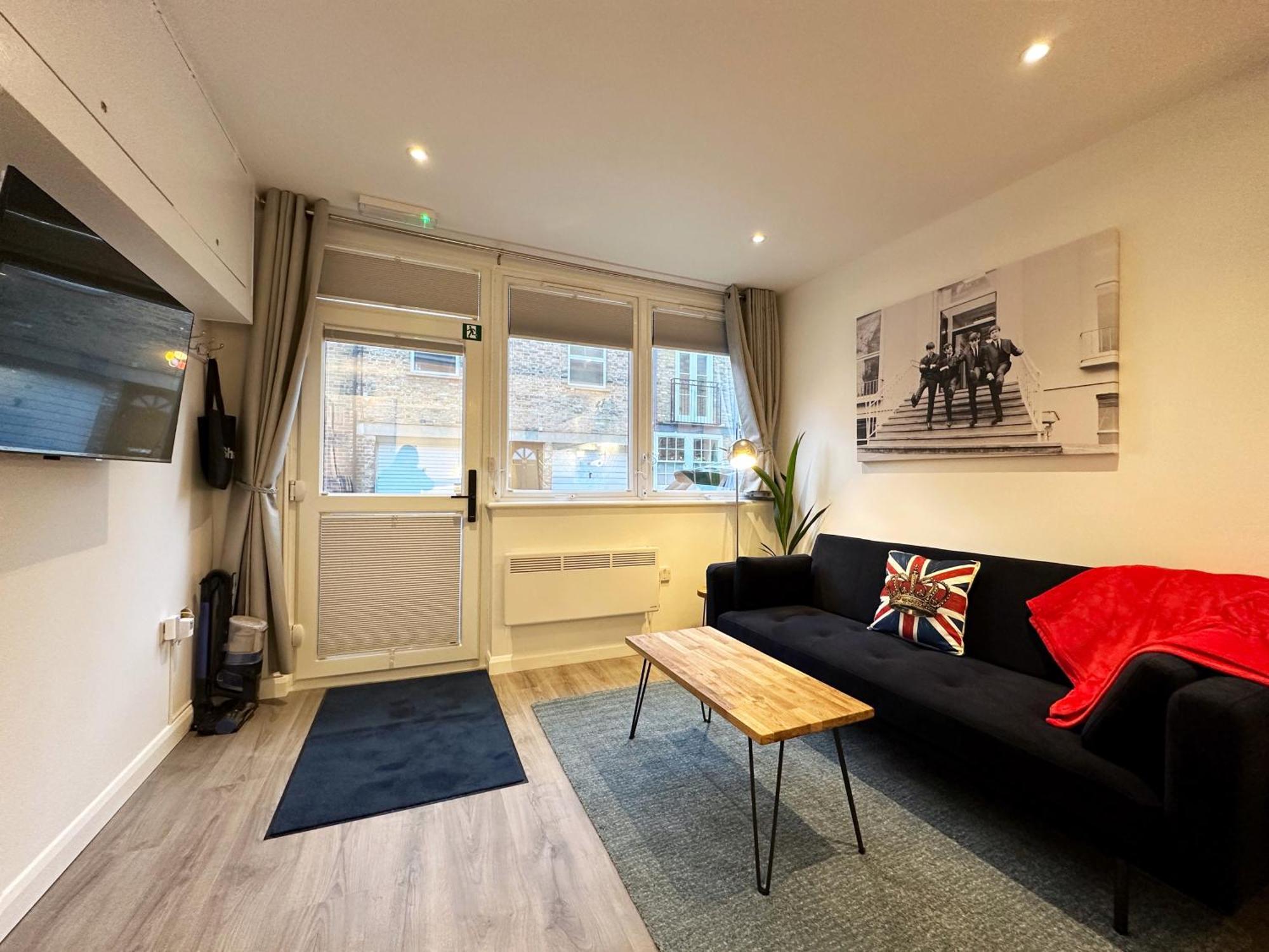 Kensington Hosted By Airoperate Near Notting Hill - 1 Double Bed , 1 Sofa Bed, Ground Floor Via Private Entrance Appartamento Londra