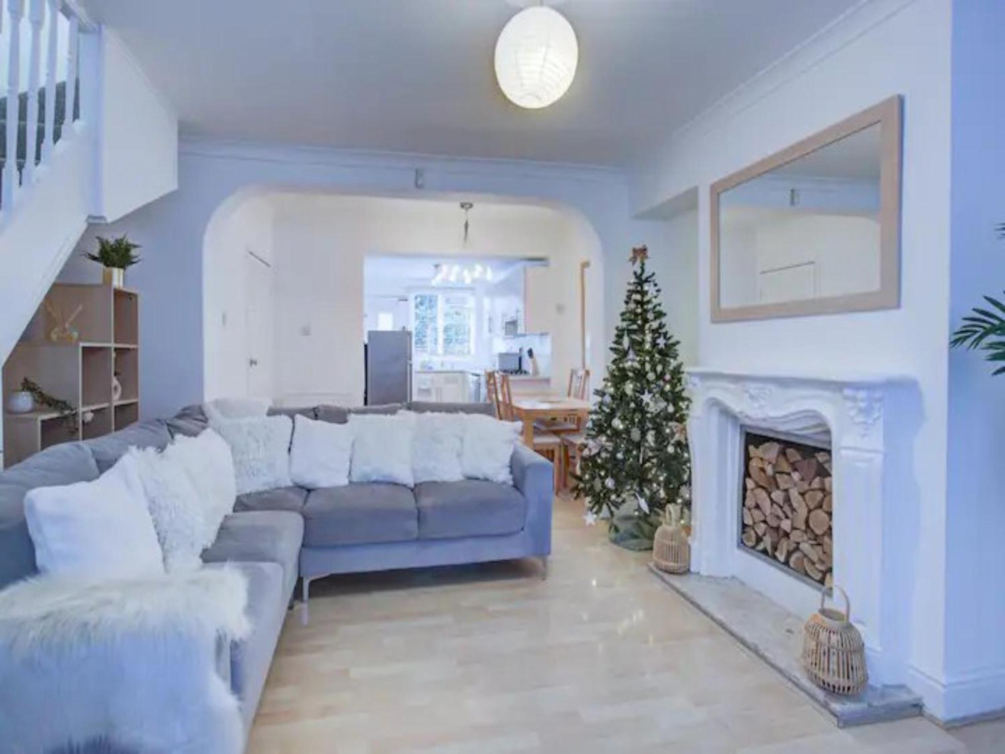 Pass The Keys Charming 2 Bedroom House Good Transport And Parking Ferienhaus *
