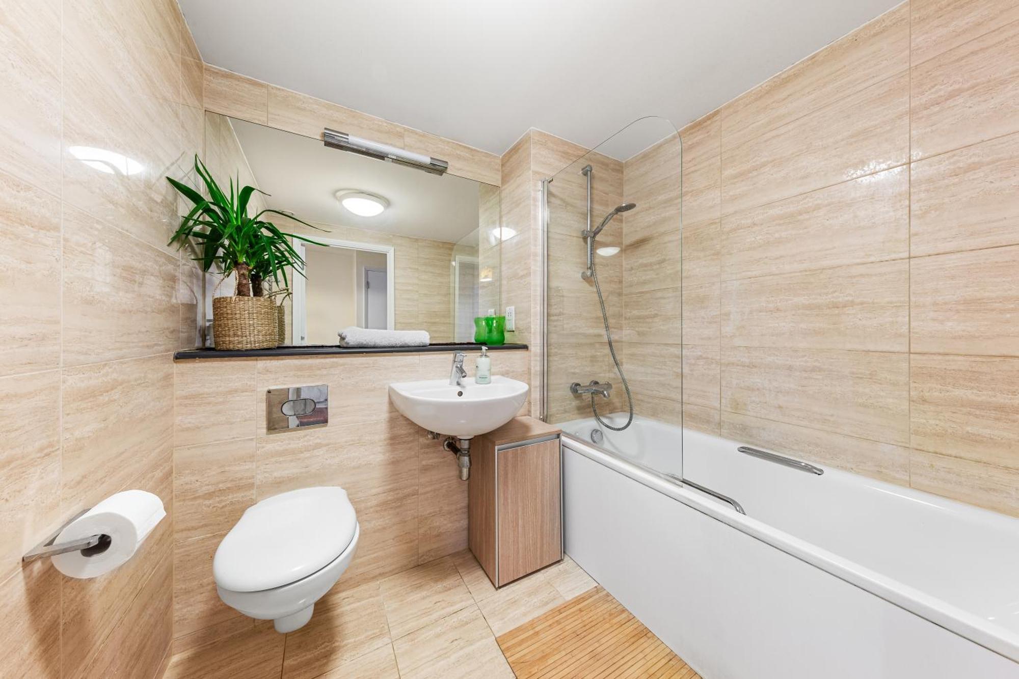 Modern Spacious 1 Bedroom Flat In Camden London