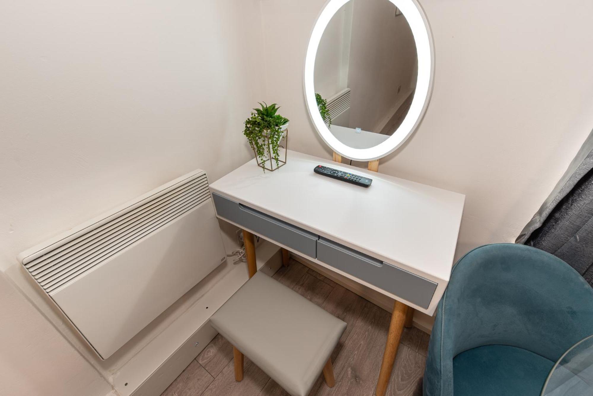 Chic Apartment, Bus 18 To Euston In 30 Min. Lägenhet London