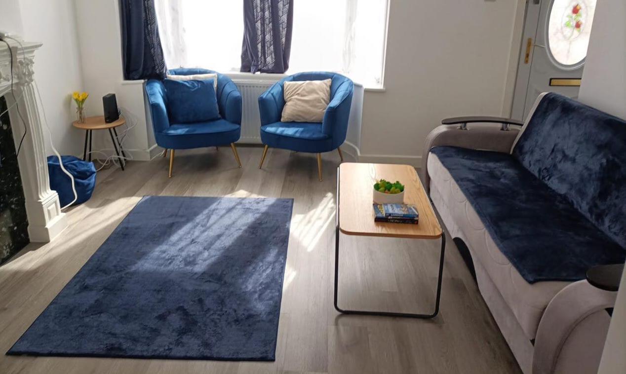 Gresham - Close To Excel, Contractors, Relocators, Paid Parking * Londra