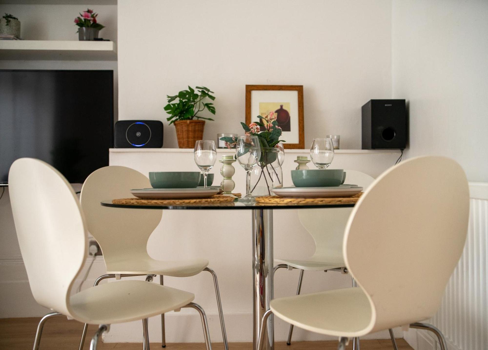 Appartement 1 Bed In London, 10 Minutes From Bridge Londen