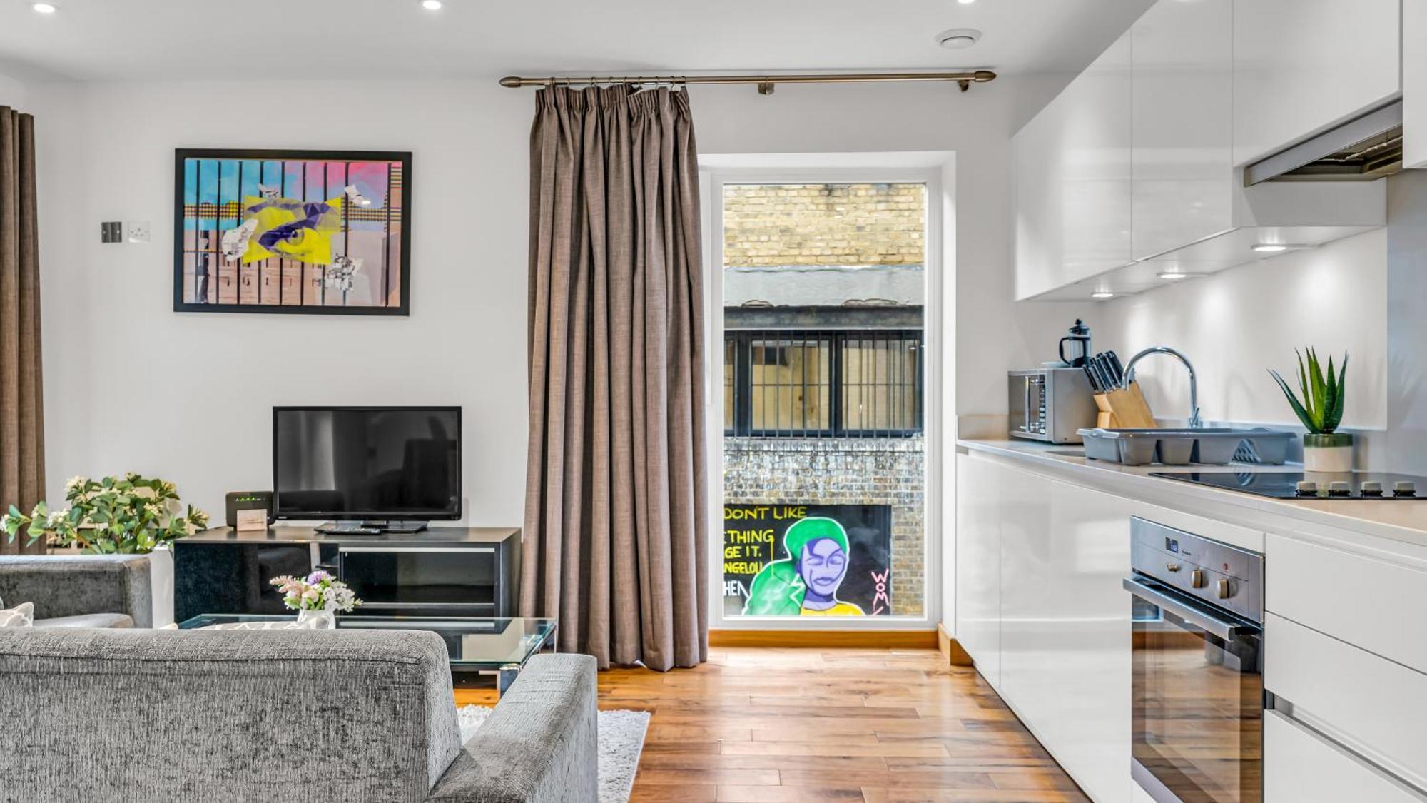 Modern Close To Colombia Road Market Londra