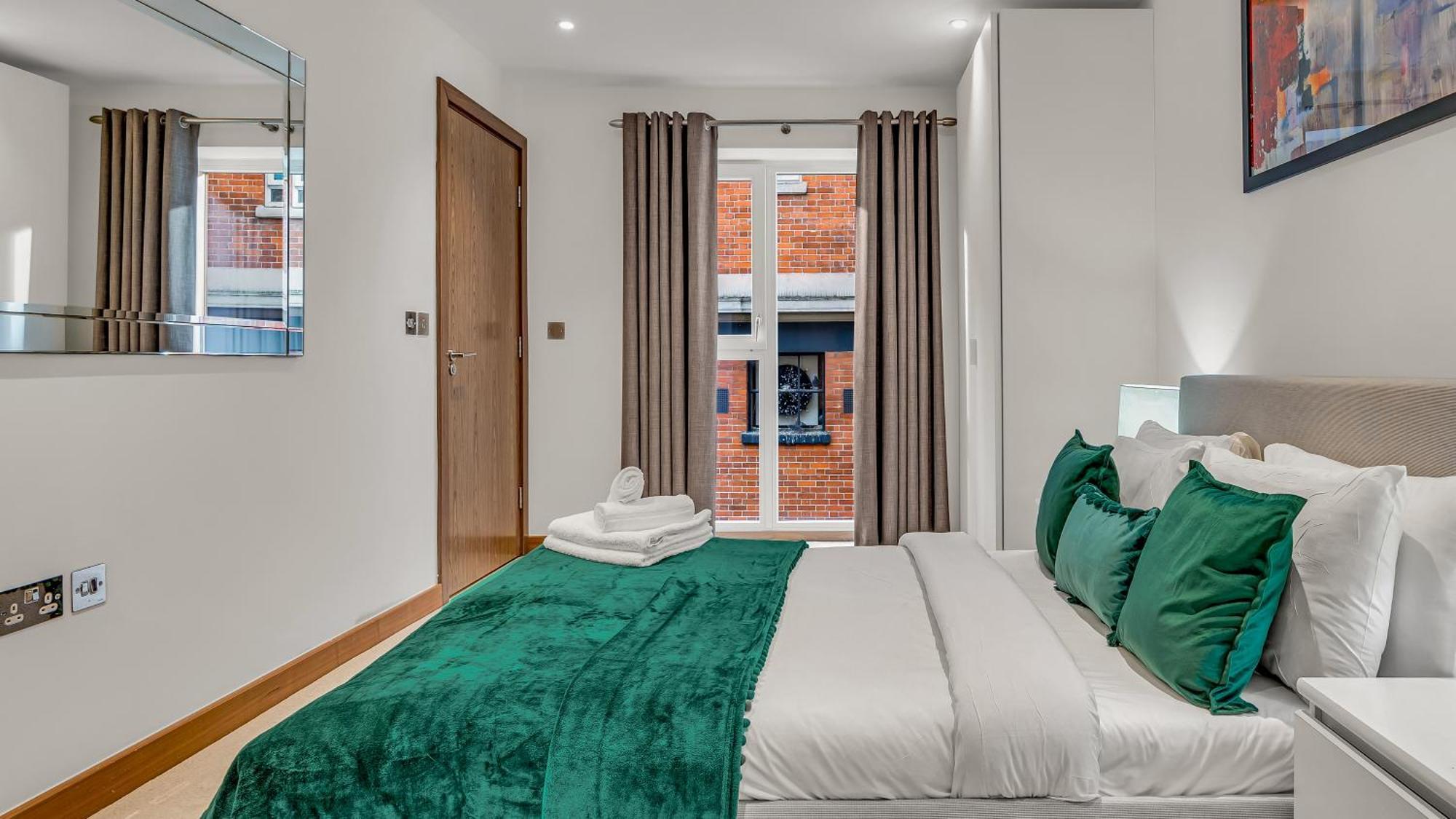 Modern Close To Colombia Road Market Londra