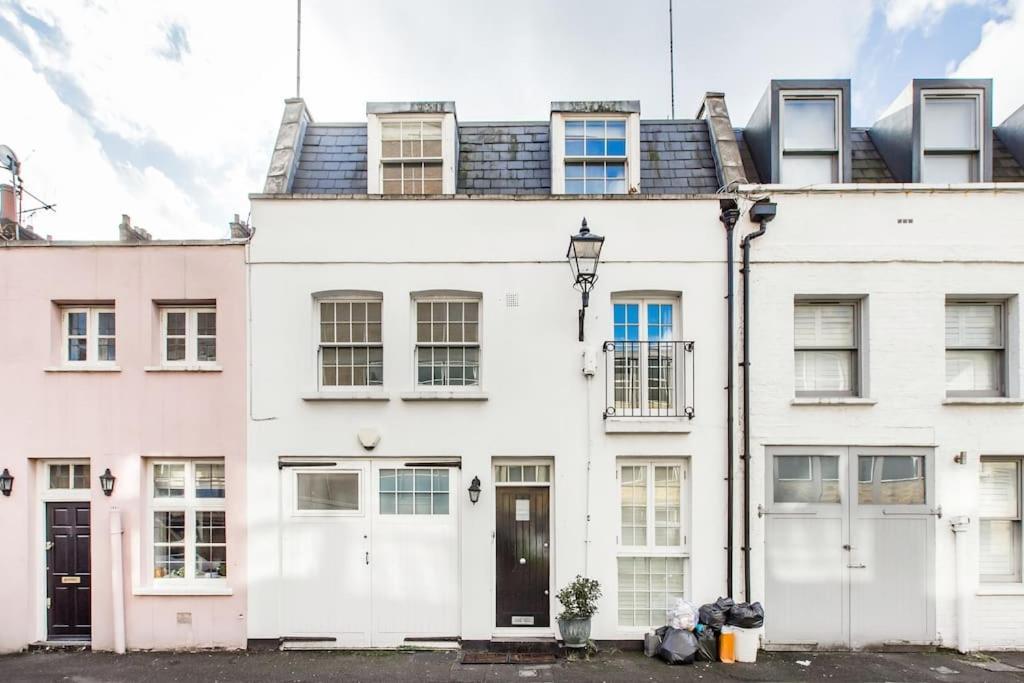 Comfortable 4 Bed Mews Town House Near Hyde Park Ferienhaus London