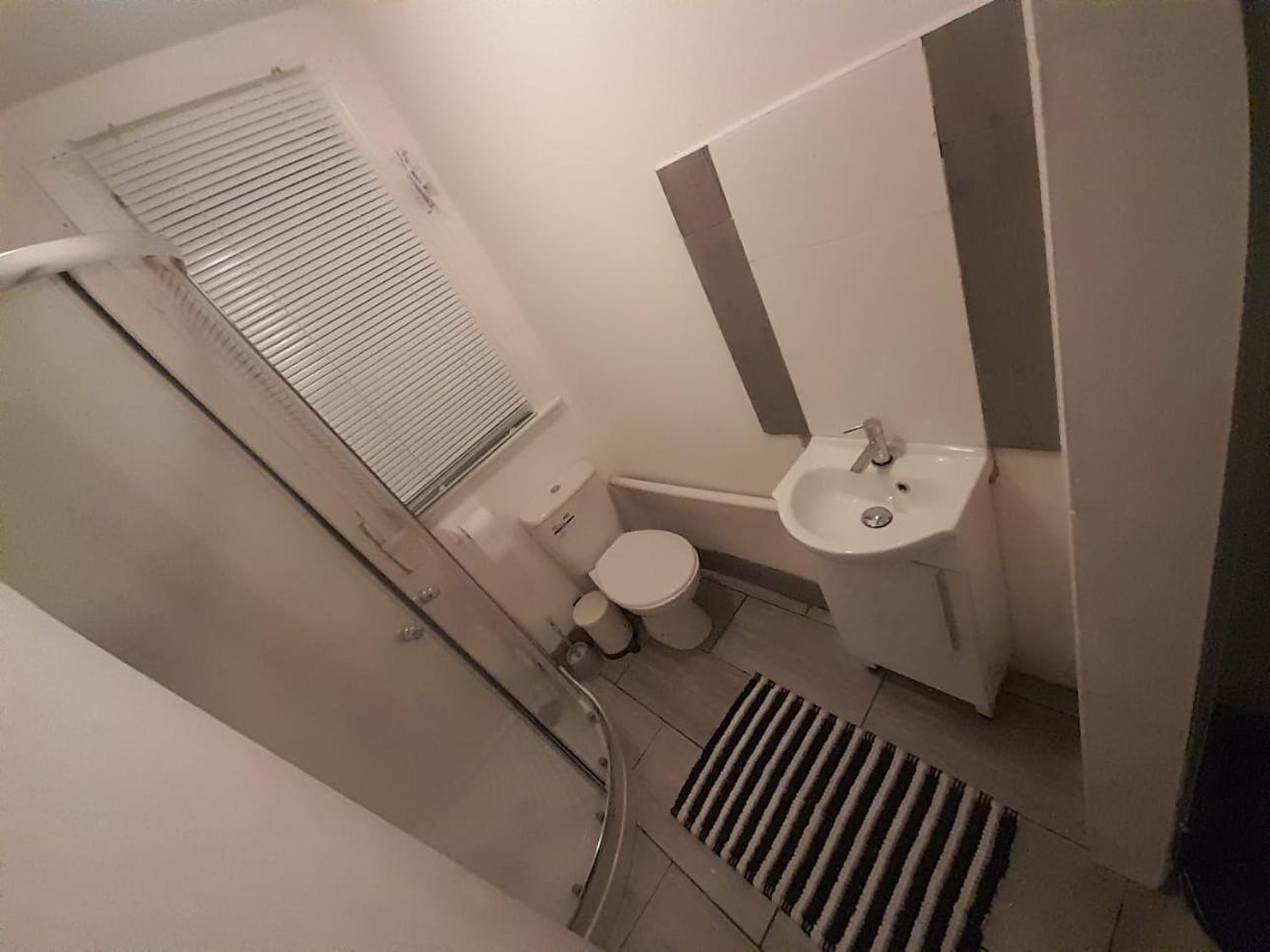 Three Bedroom House * Londen