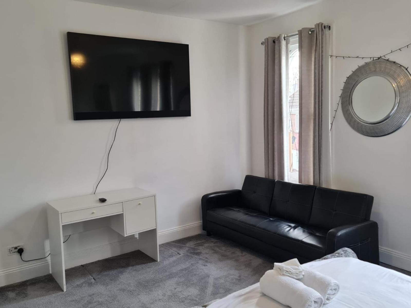 Three Bedroom House Londen