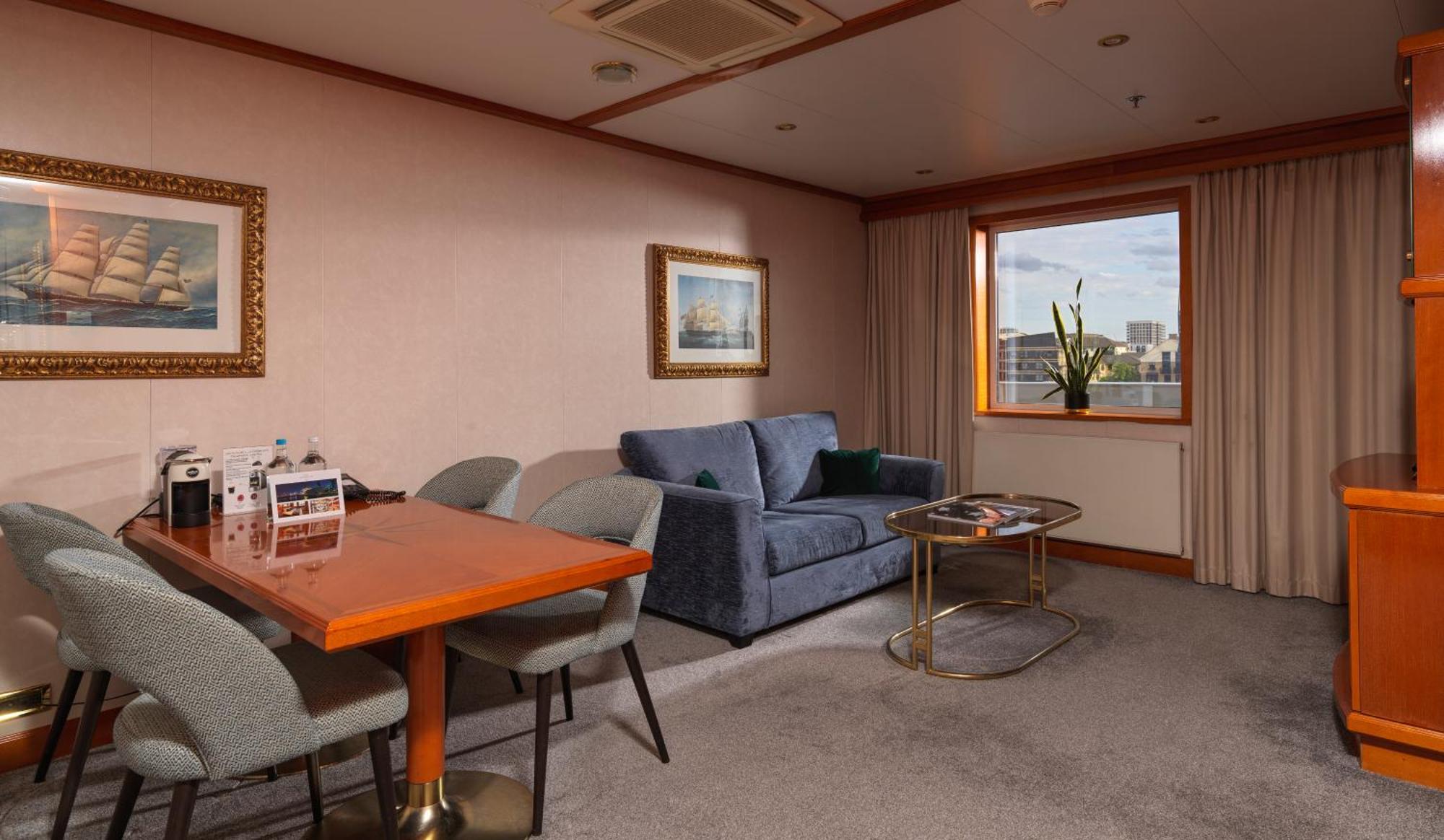 Sunborn Yacht Hotell