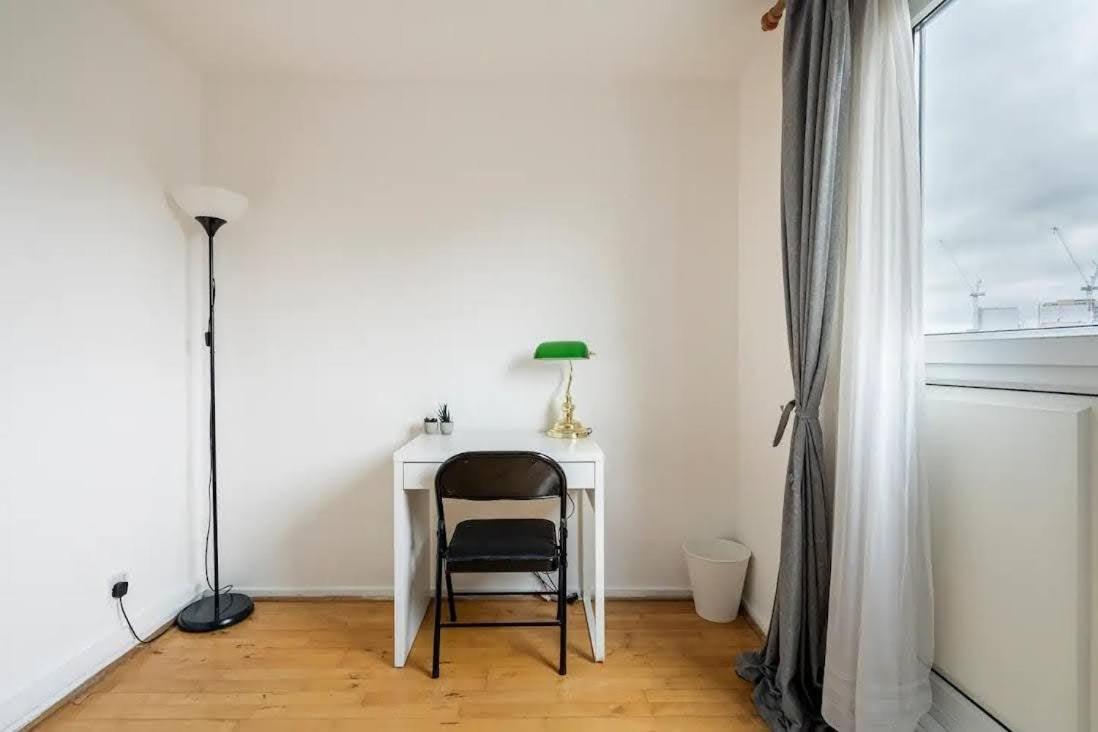 Privatunterkunft Spacious With Skyline Views Close To Eye London