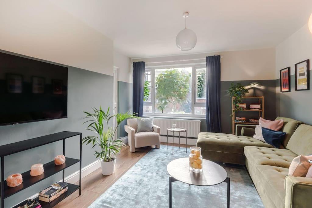 The Clissold, Two Bedroom N5 Leilighet London