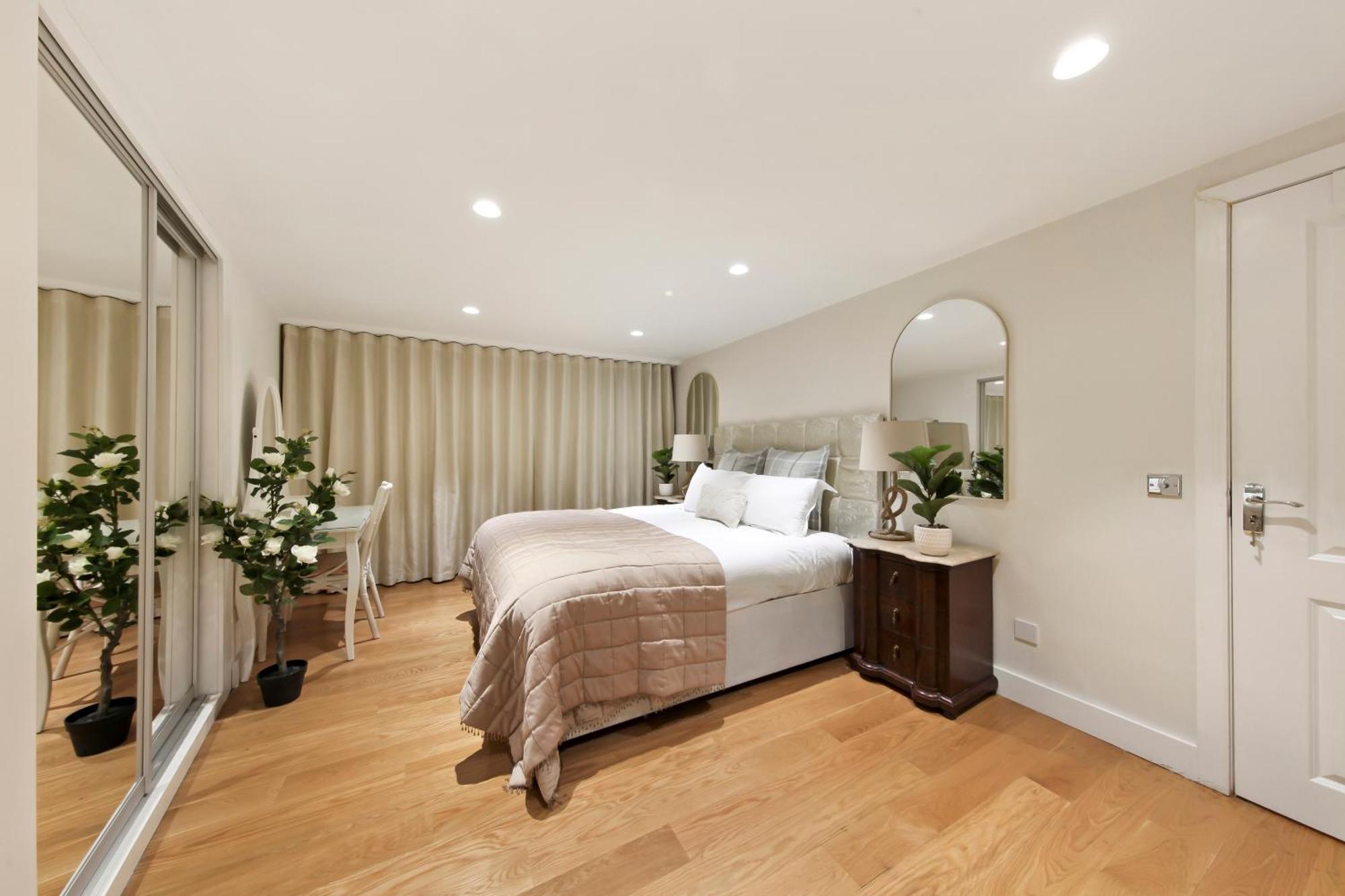 Hububb Luxury Kensington * London
