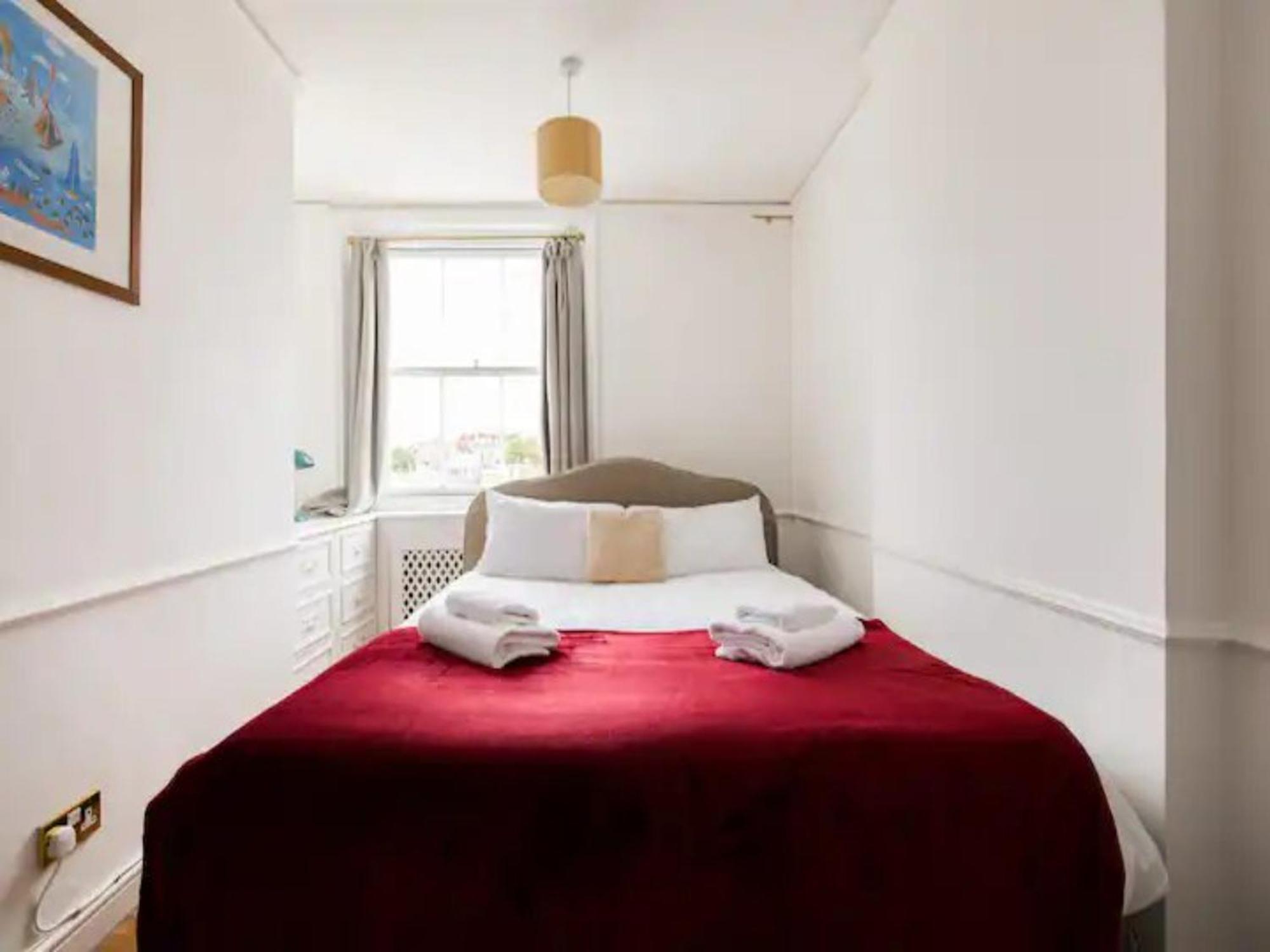 Apartment Pass The Keys Spacious And 2 Bedroom Flat In Chelsea