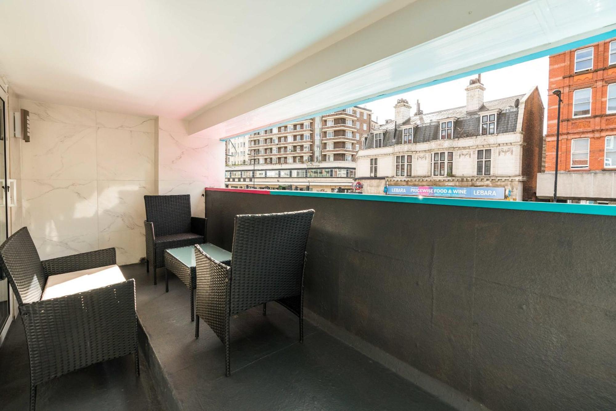 Semesterbostad Huge Fully Equipped Studio 1 Min From Tube Station London