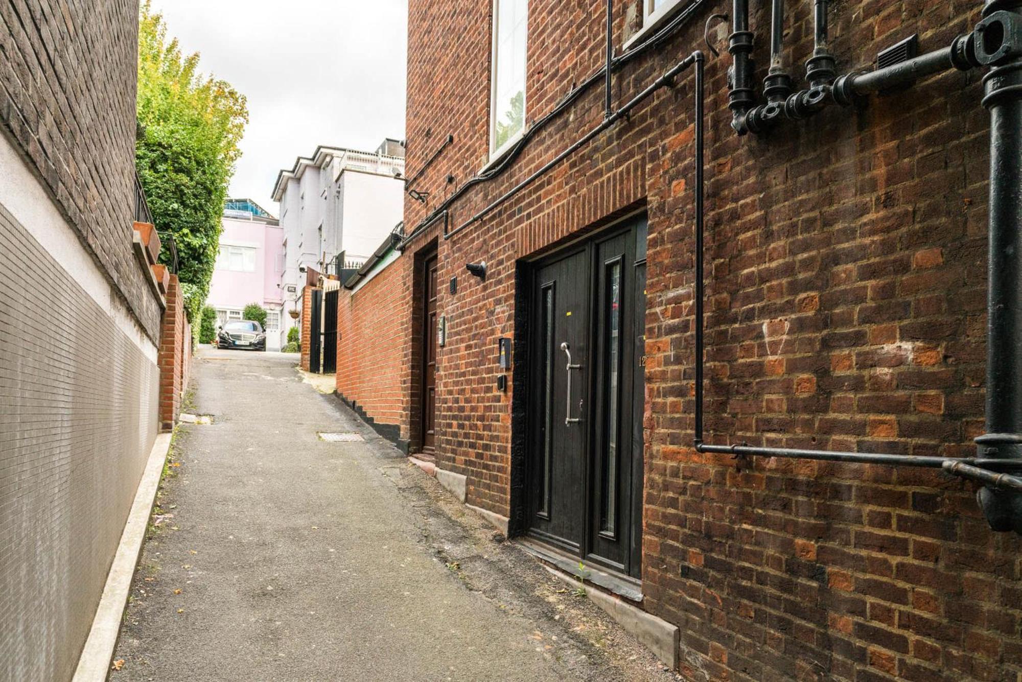 Semesterbostad Huge Fully Equipped Studio 1 Min From Tube Station London