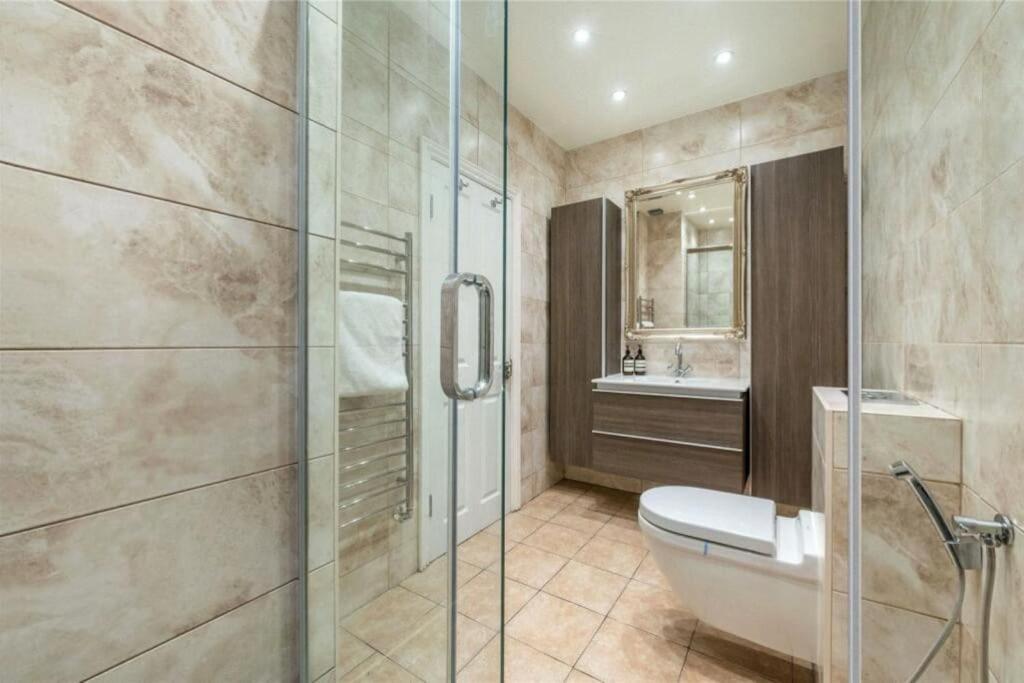 Stylish Hampstead Flat With Character And Charm Lejlighed *