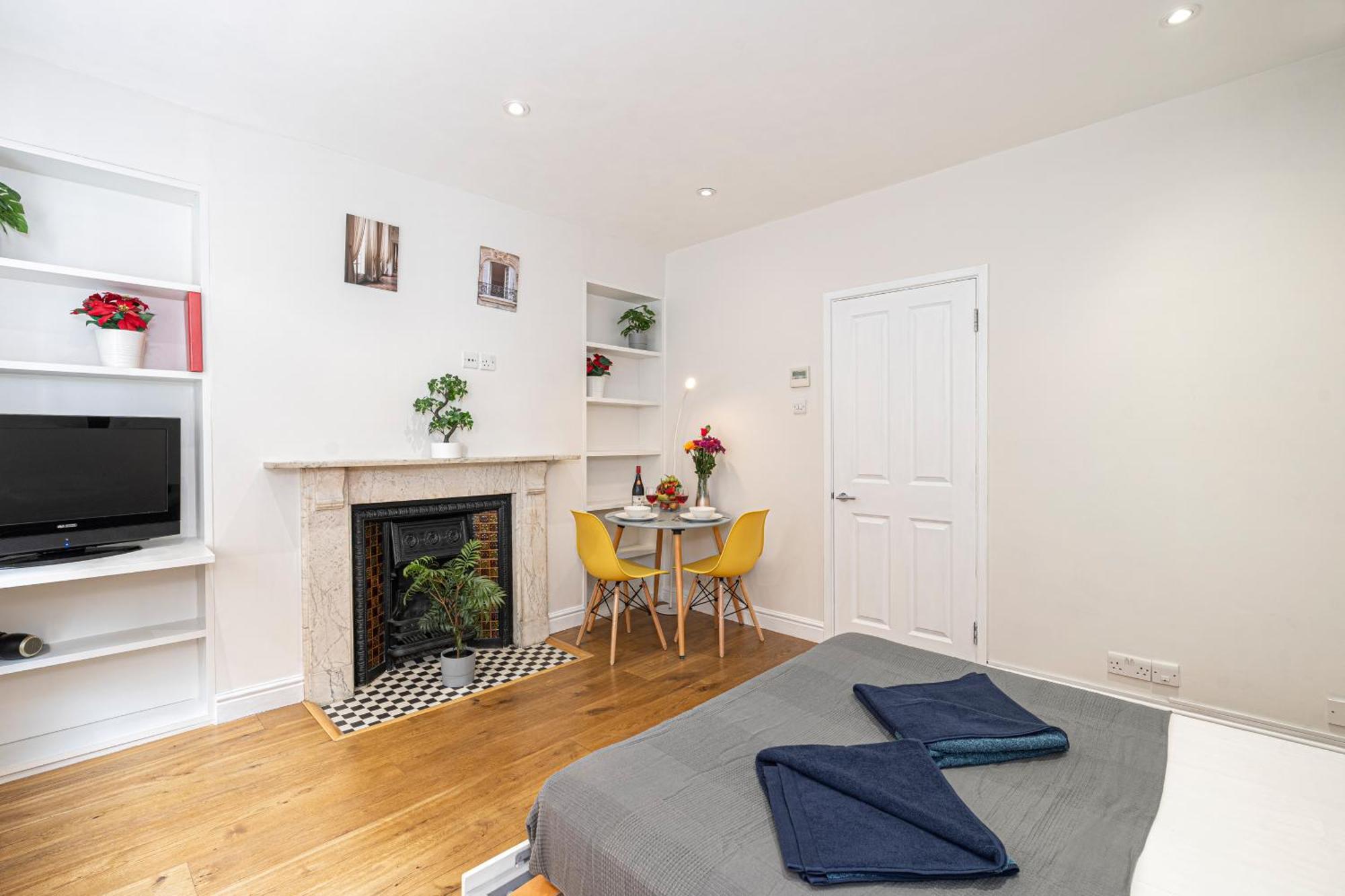 Apartment Famous Piccadilly Circus London