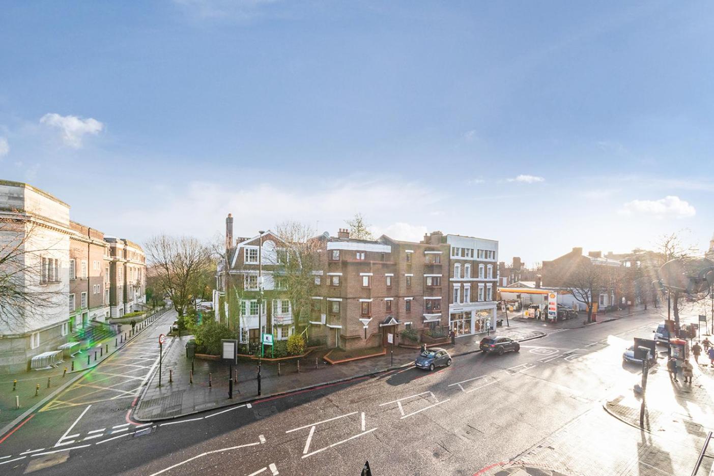 Leilighet Modernised 1 And 2 Bedrooms Option Terrace And Balcony High Street *