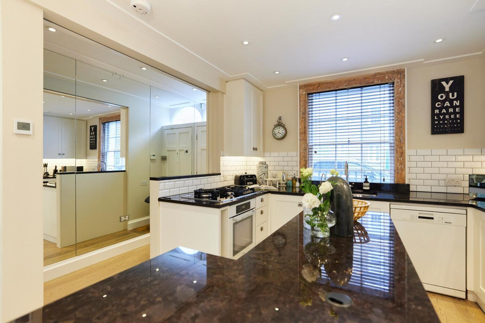 The St. Lukes Garden Place - Spacious 4bdr House With Garden And Terrace Appartement