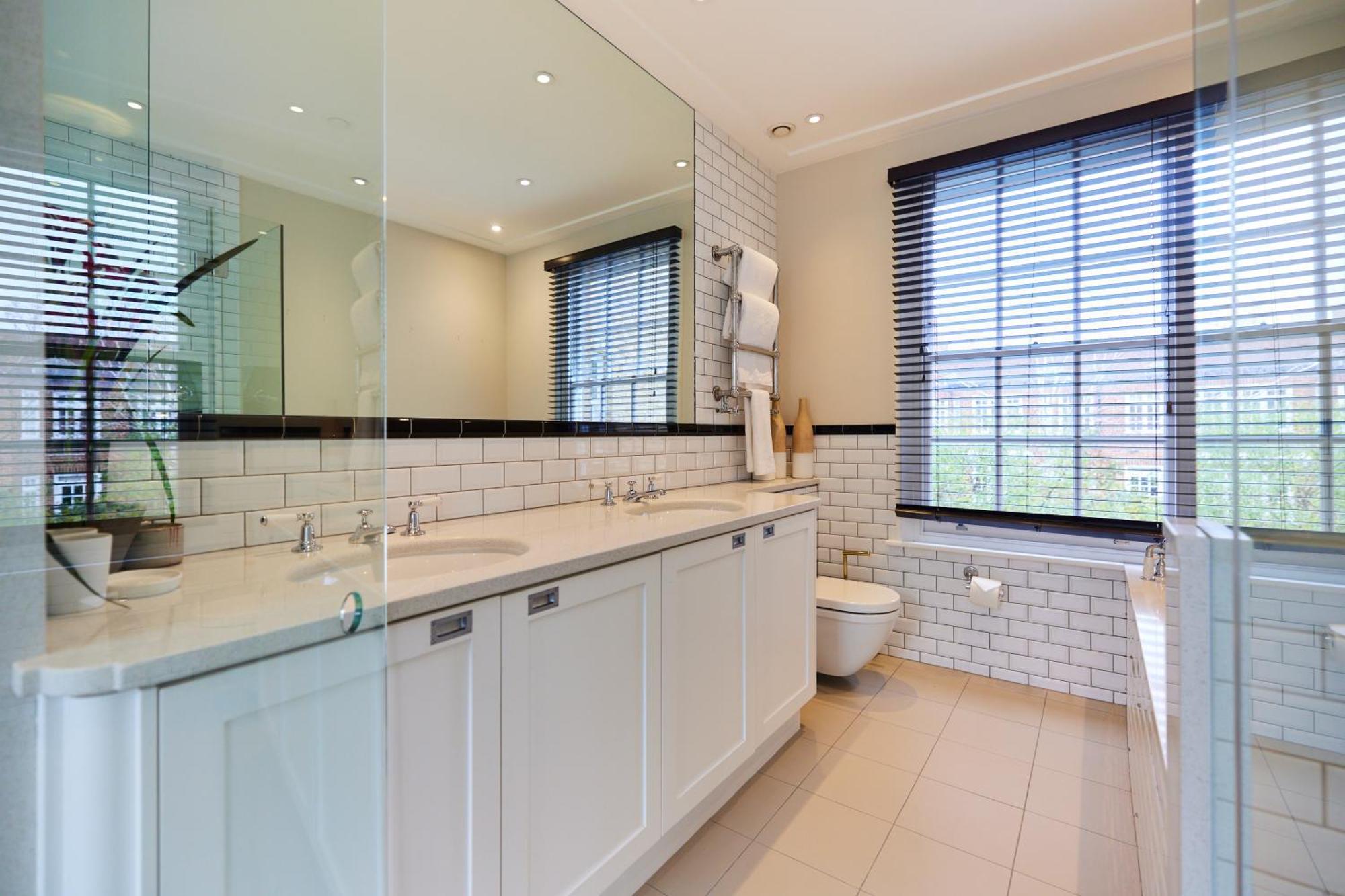 The St. Lukes Garden Place - Spacious 4bdr House With Garden And Terrace Appartement Londres