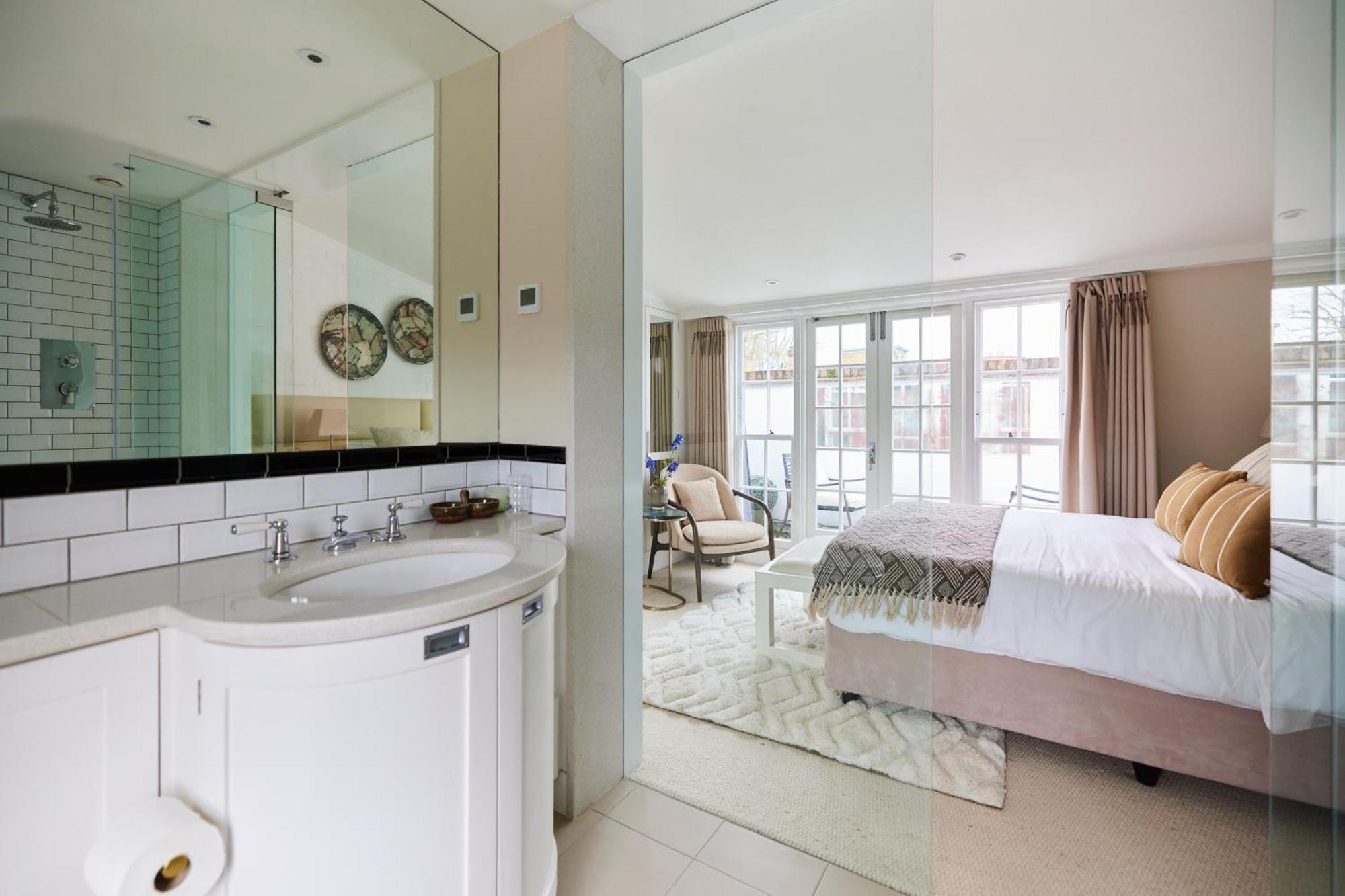 The St. Lukes Garden Place - Spacious 4bdr House With Garden And Terrace Apartment *