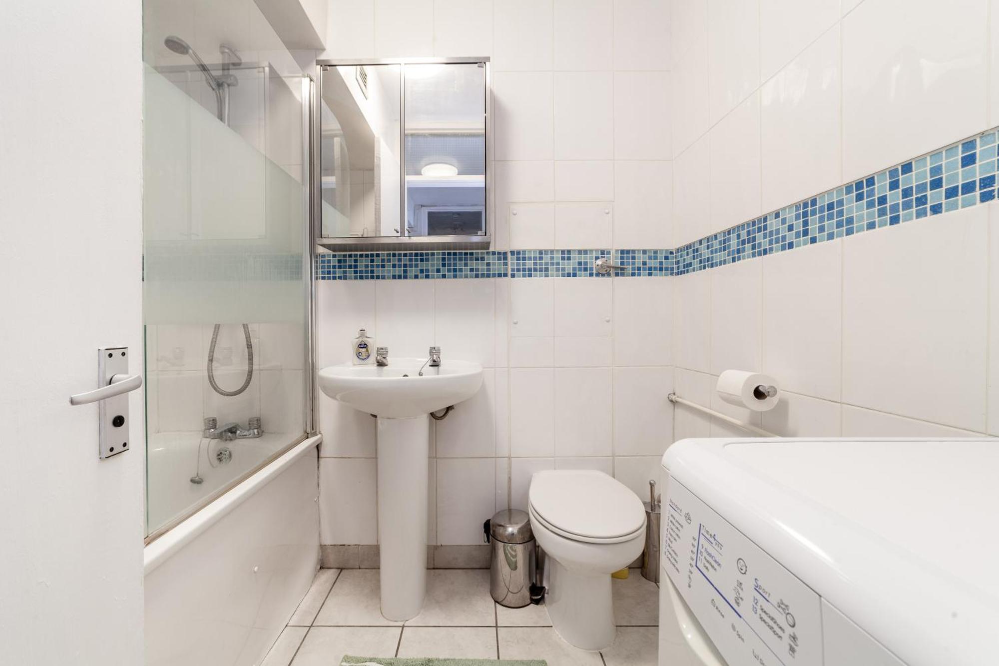 Lejlighed Shiny 1br Flat In Fitzrovia, 2 Min To Tube *