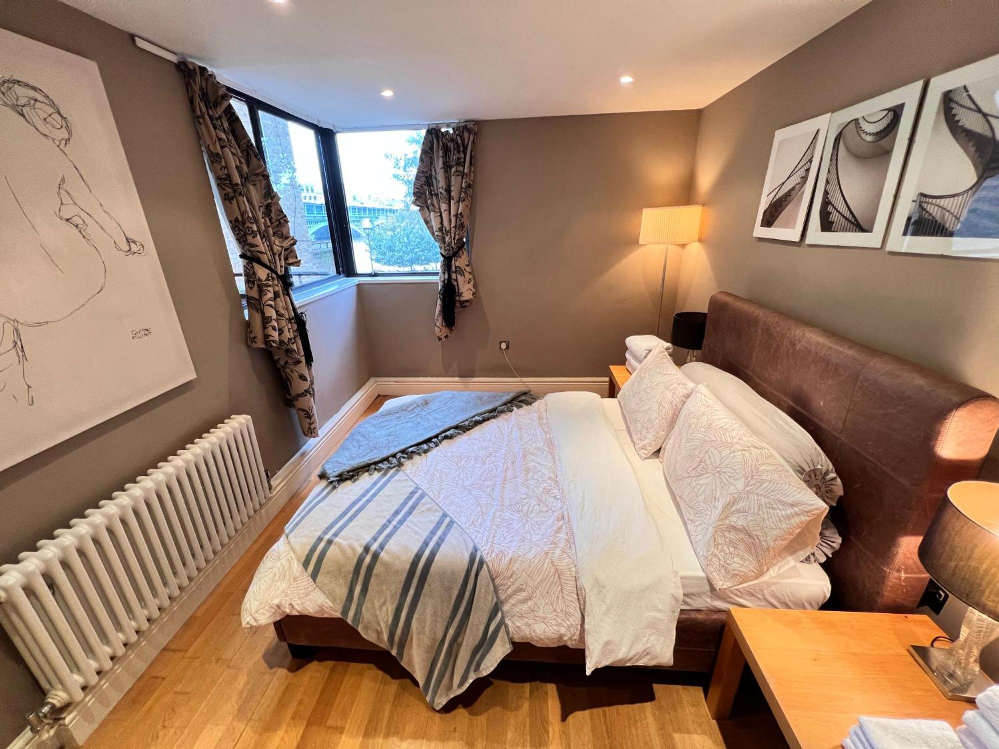 Hotel Excellent River Thames View Entire 5*