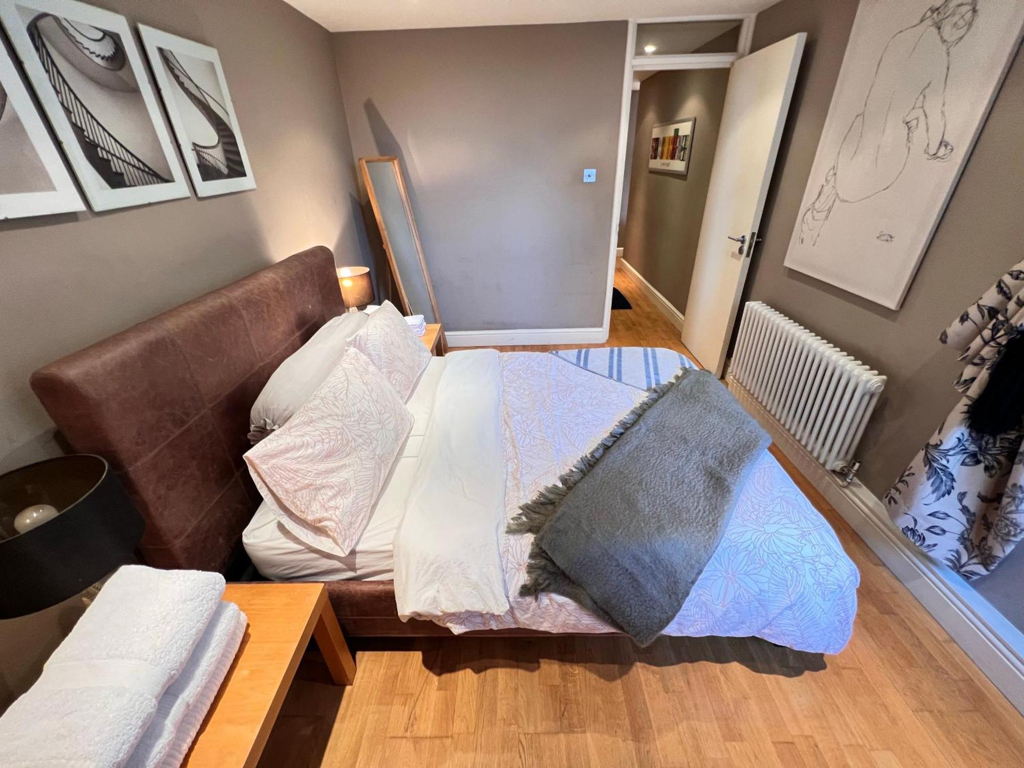 Hotel Excellent River Thames View Entire 5*