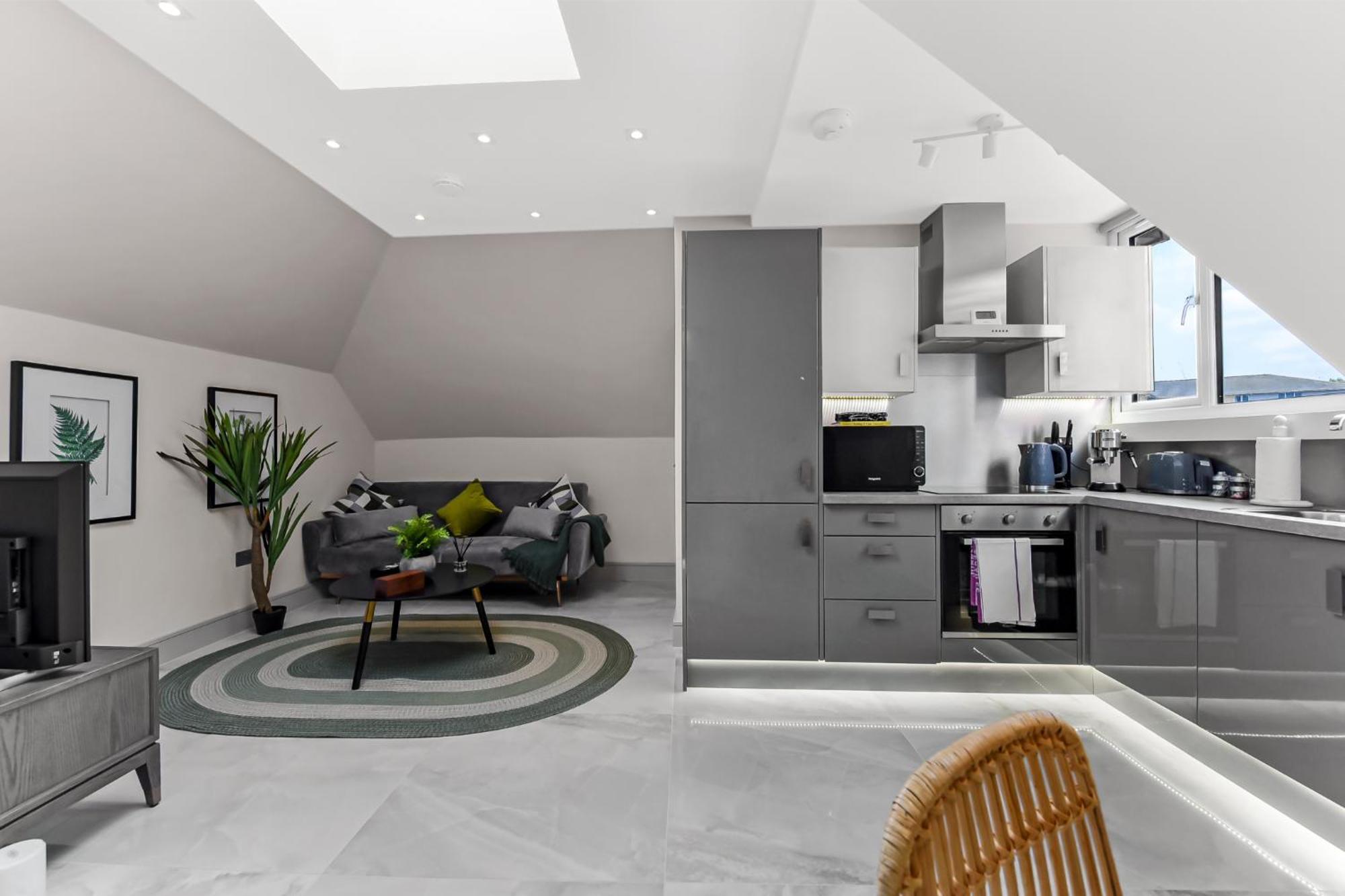 1 Bedroom Stylish In Webley Park Leilighet London