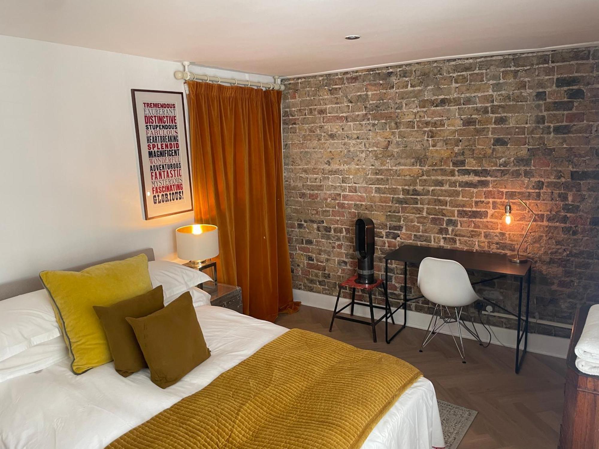 Ferienhaus Beautiful Victorian House, Sleeps 12