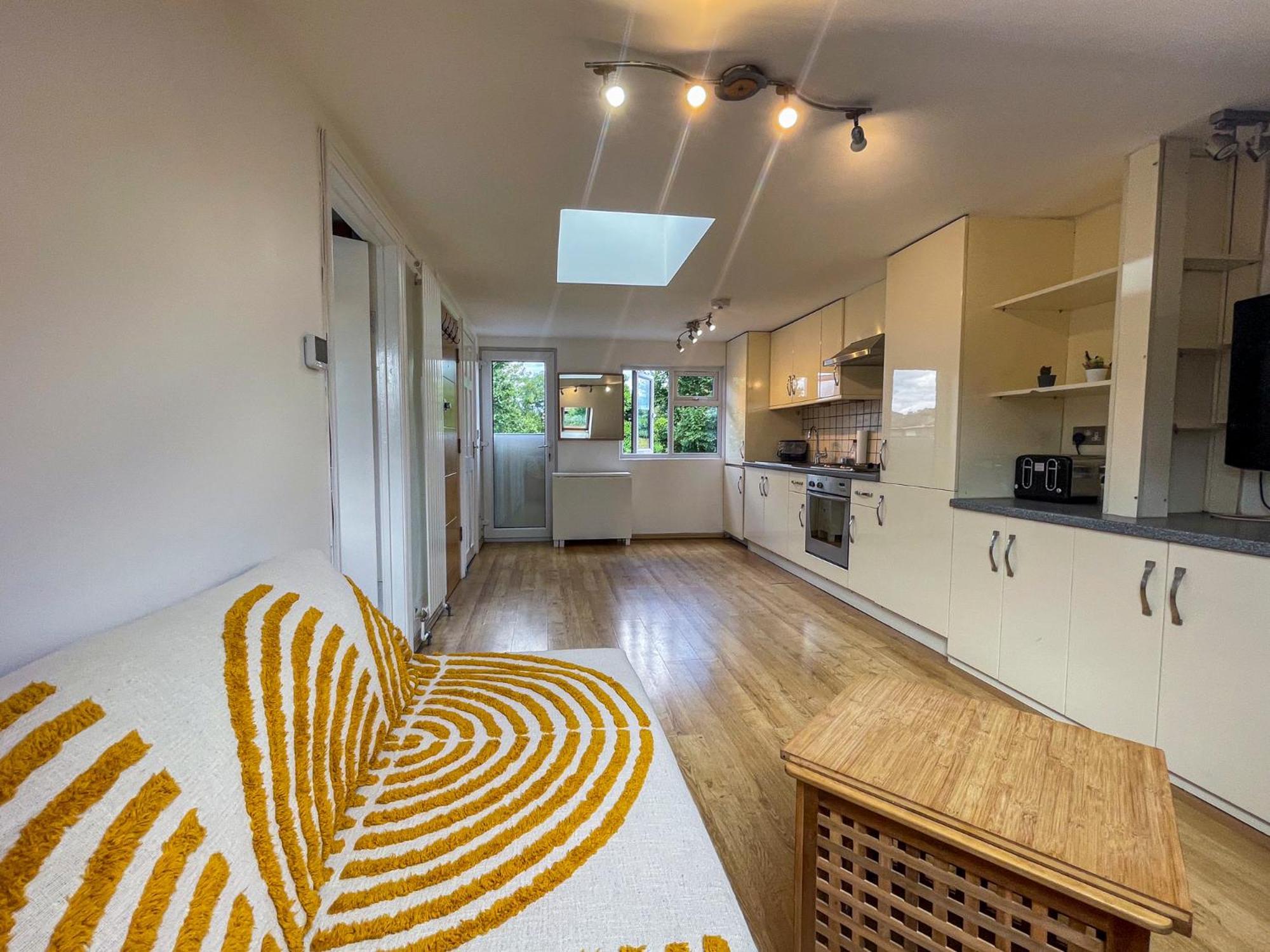 Lejlighed 1 Bed Attic Flat With Easy Reach To Centre *
