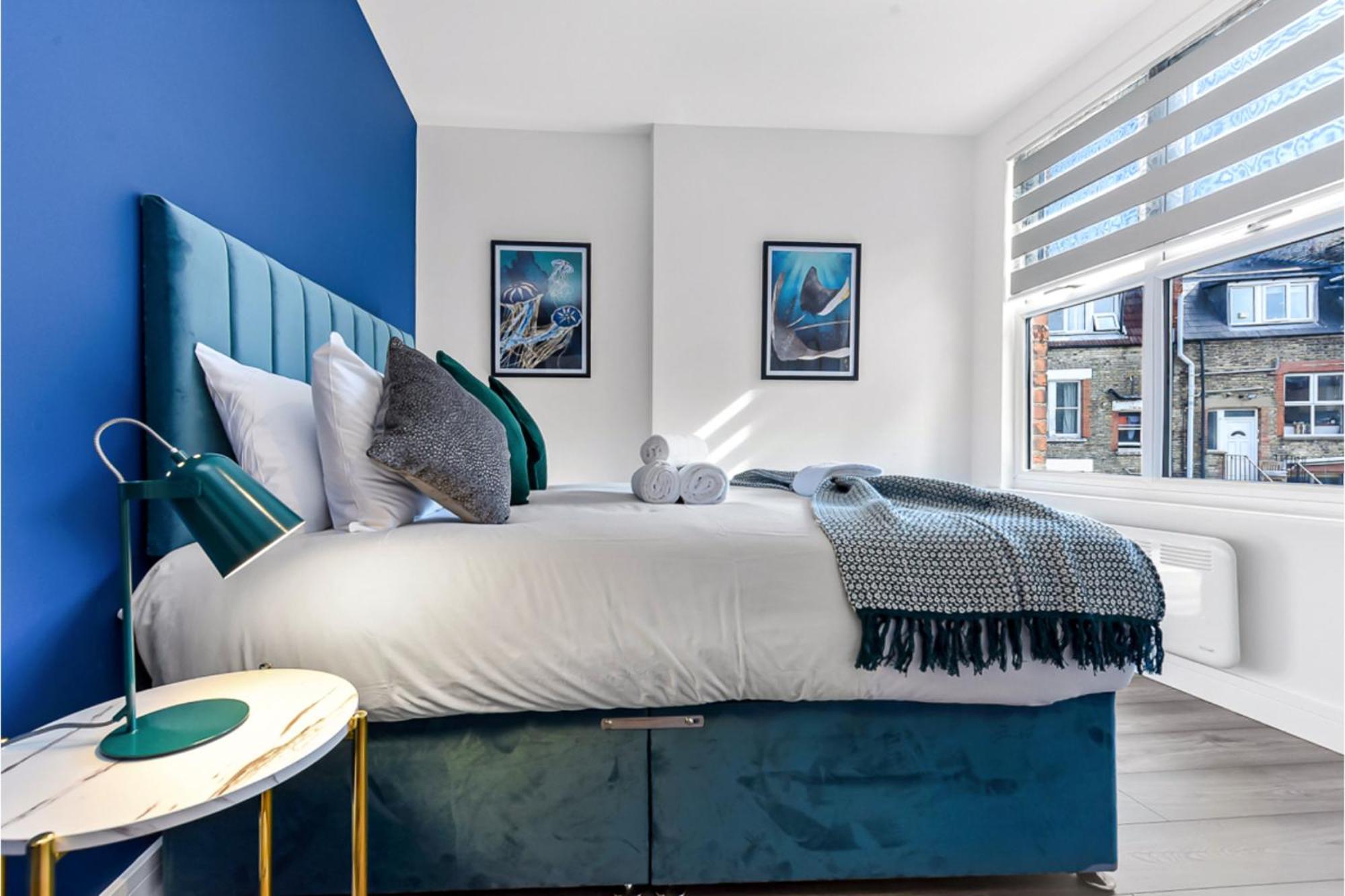 Lovely Two Bedroom With Ensuite Bathrooms * Londra