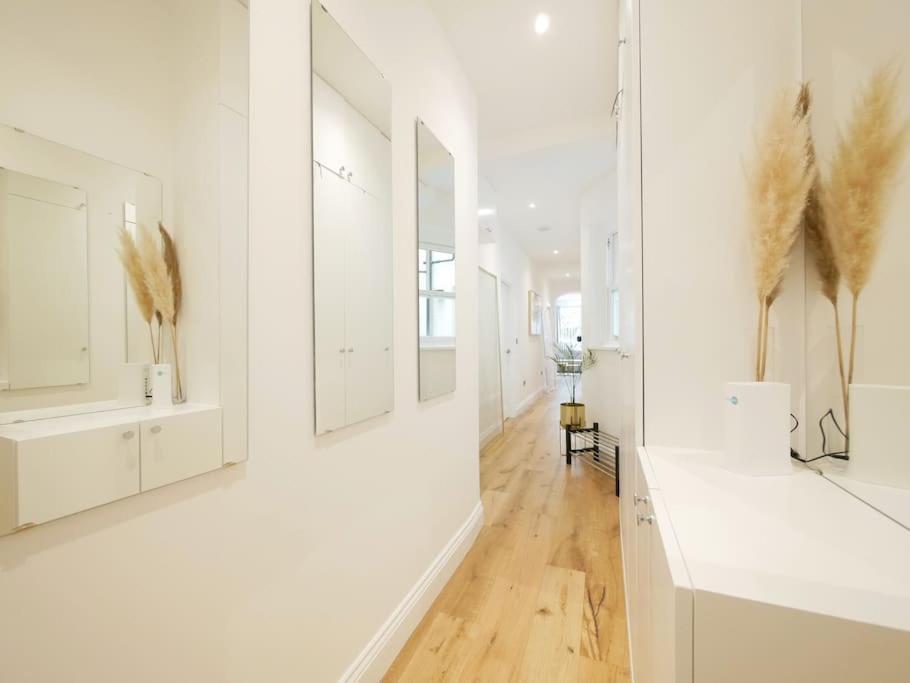 Newly Refurbished 2 Bed In Paddington